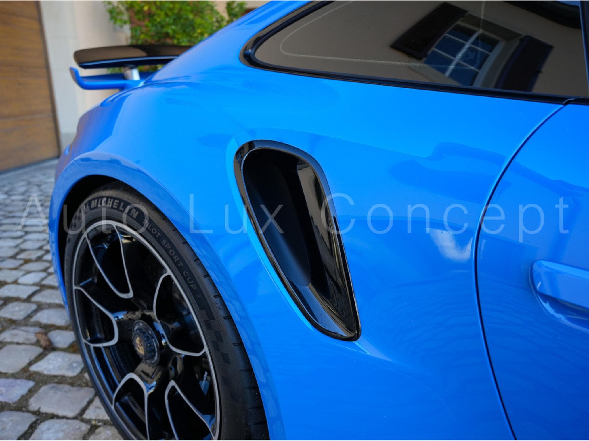 Porsche 911 911 Turbo S (2022) - Photo 25