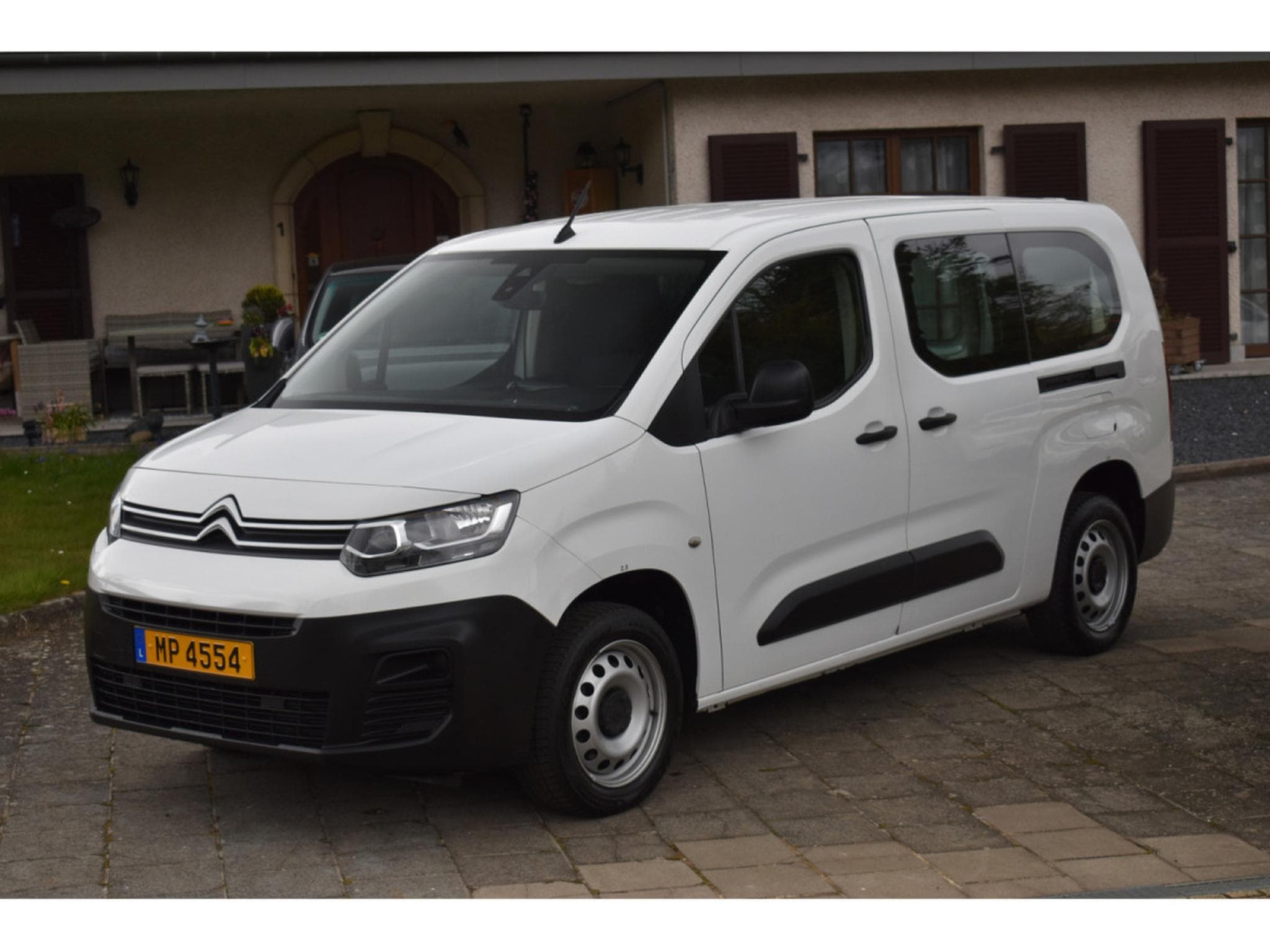 Citroën Berlingo 1,5 HDi Maxi 3 places très soignée (2026) - Photo 3
