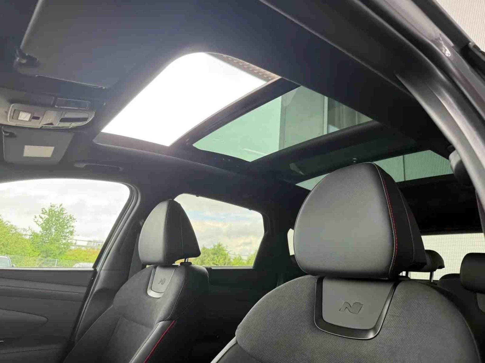 Hyundai Tucson 1.6 T-GDI HEV 215 N-line 4WD (2025) - Foto 25