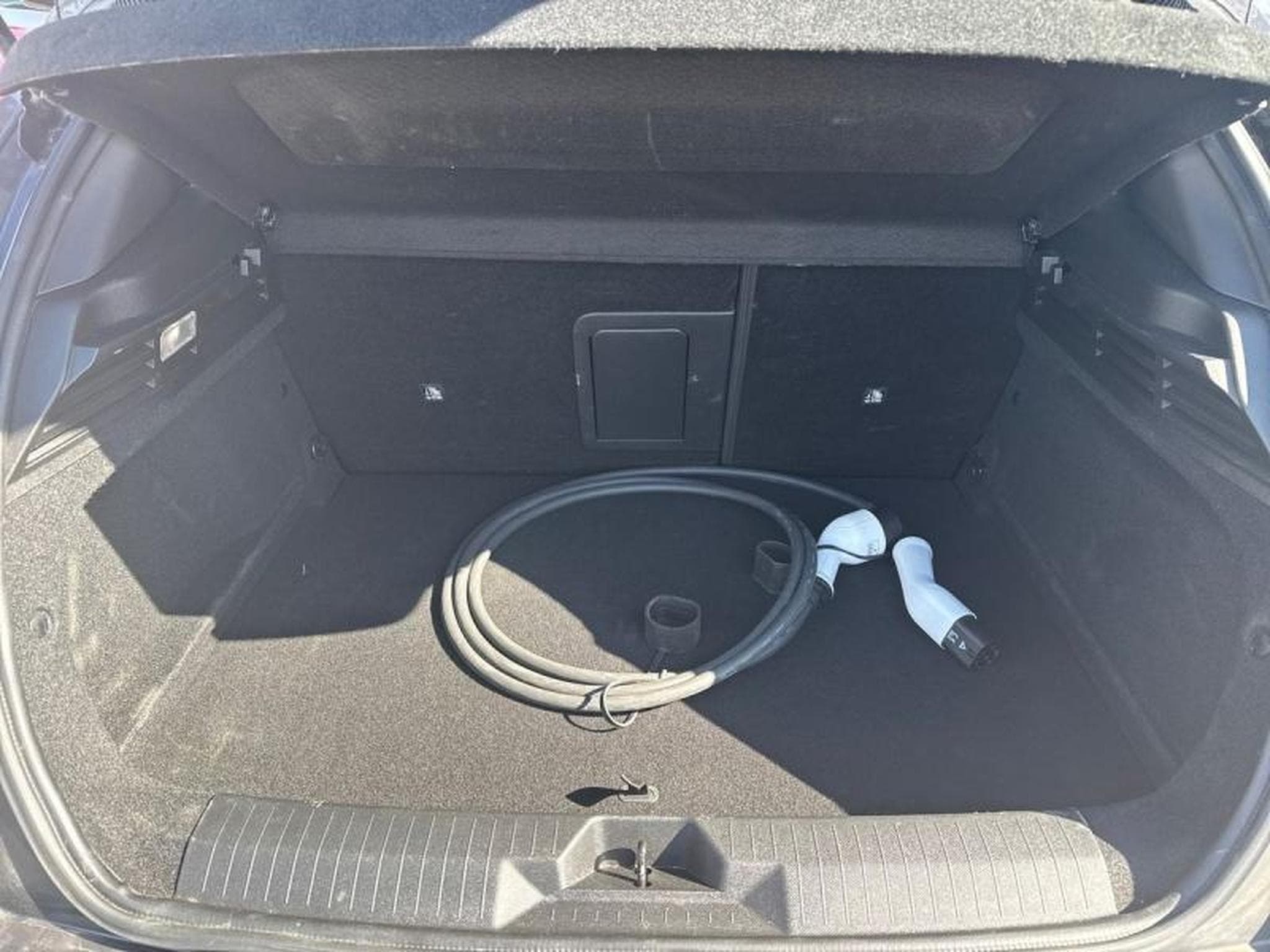 OPEL Astra 1.6 Turbo 180ch Hybrid Elegance BVA8 (2023) - Photo 6