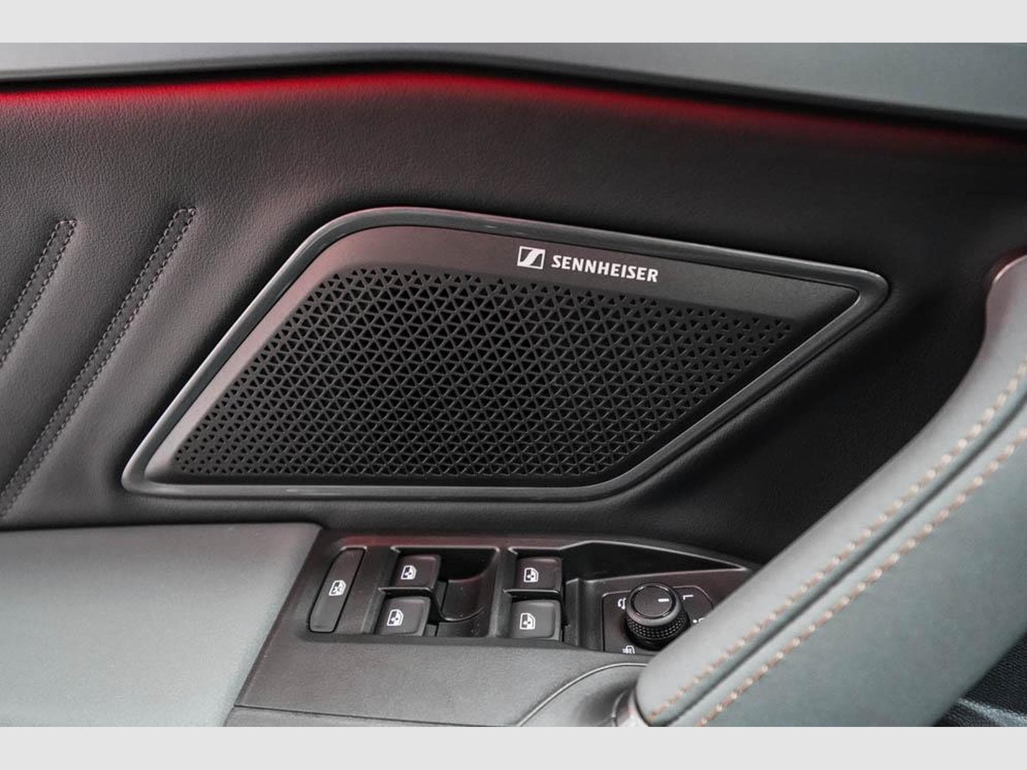 Cupra Leon ST 2,0 TSI (2026) - Photo 23