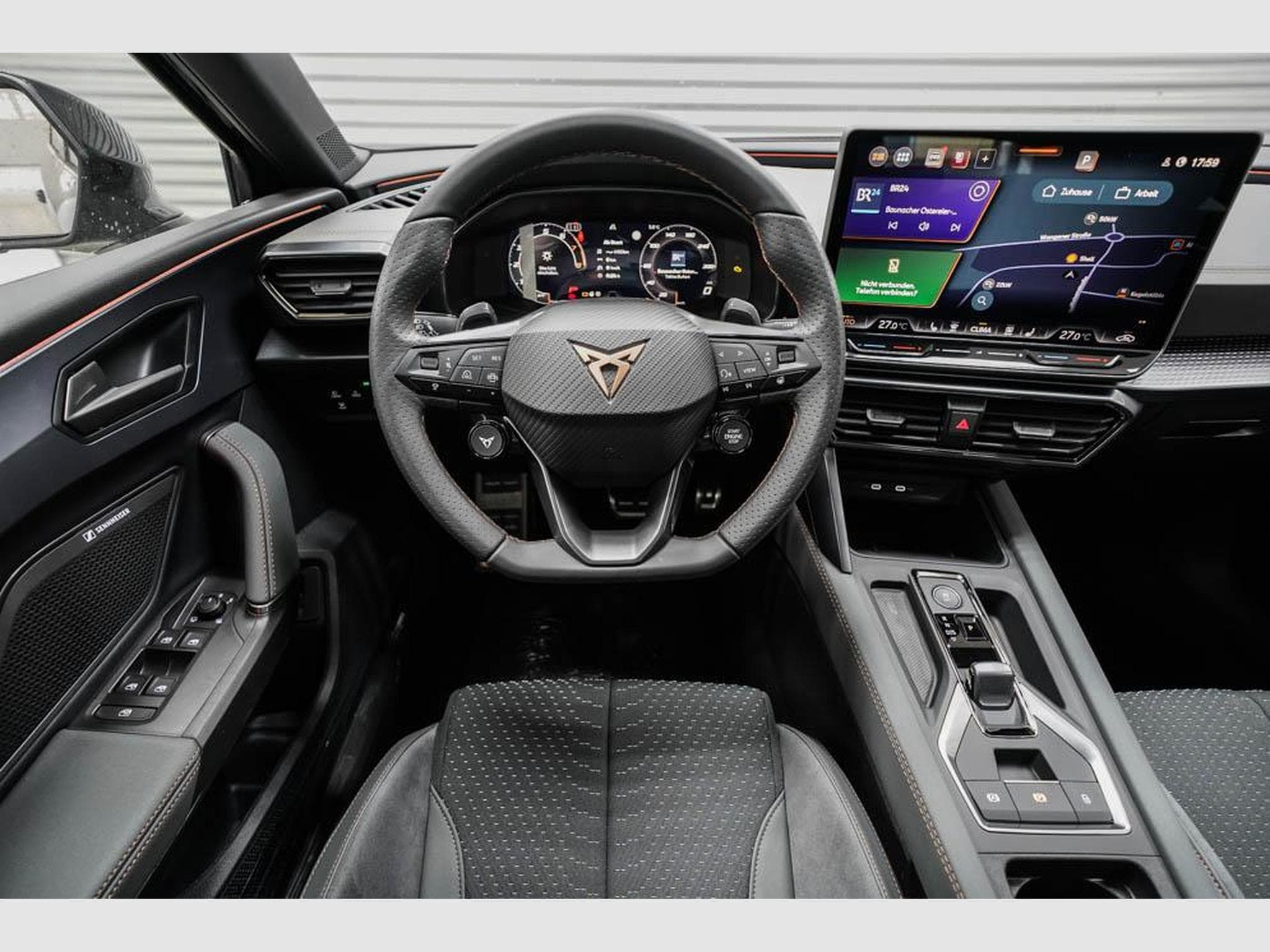 Cupra Leon ST 2,0 TSI (2026) - Photo 8