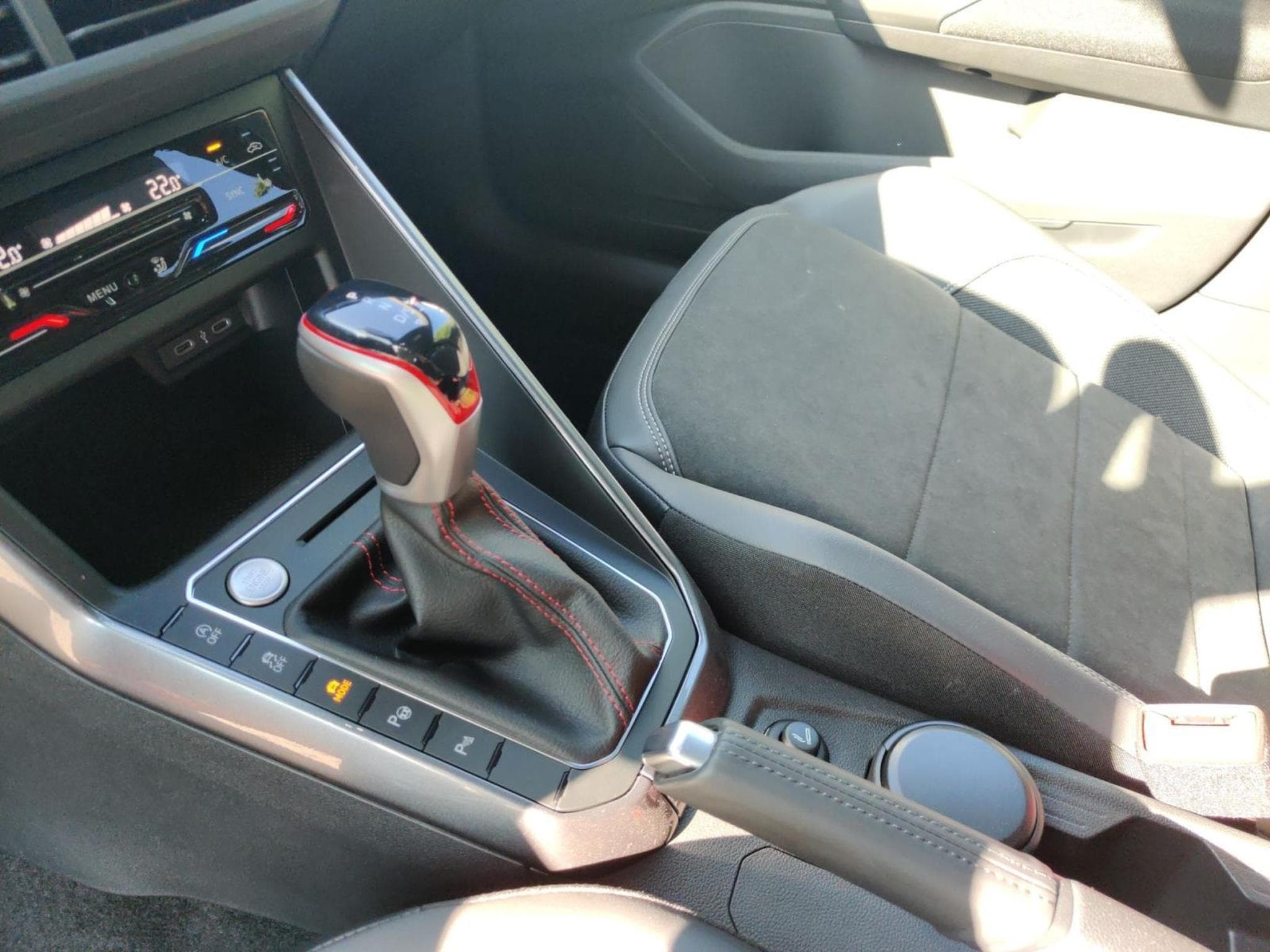 VW Polo GTI 2.0 TSI (2025) - Foto 12