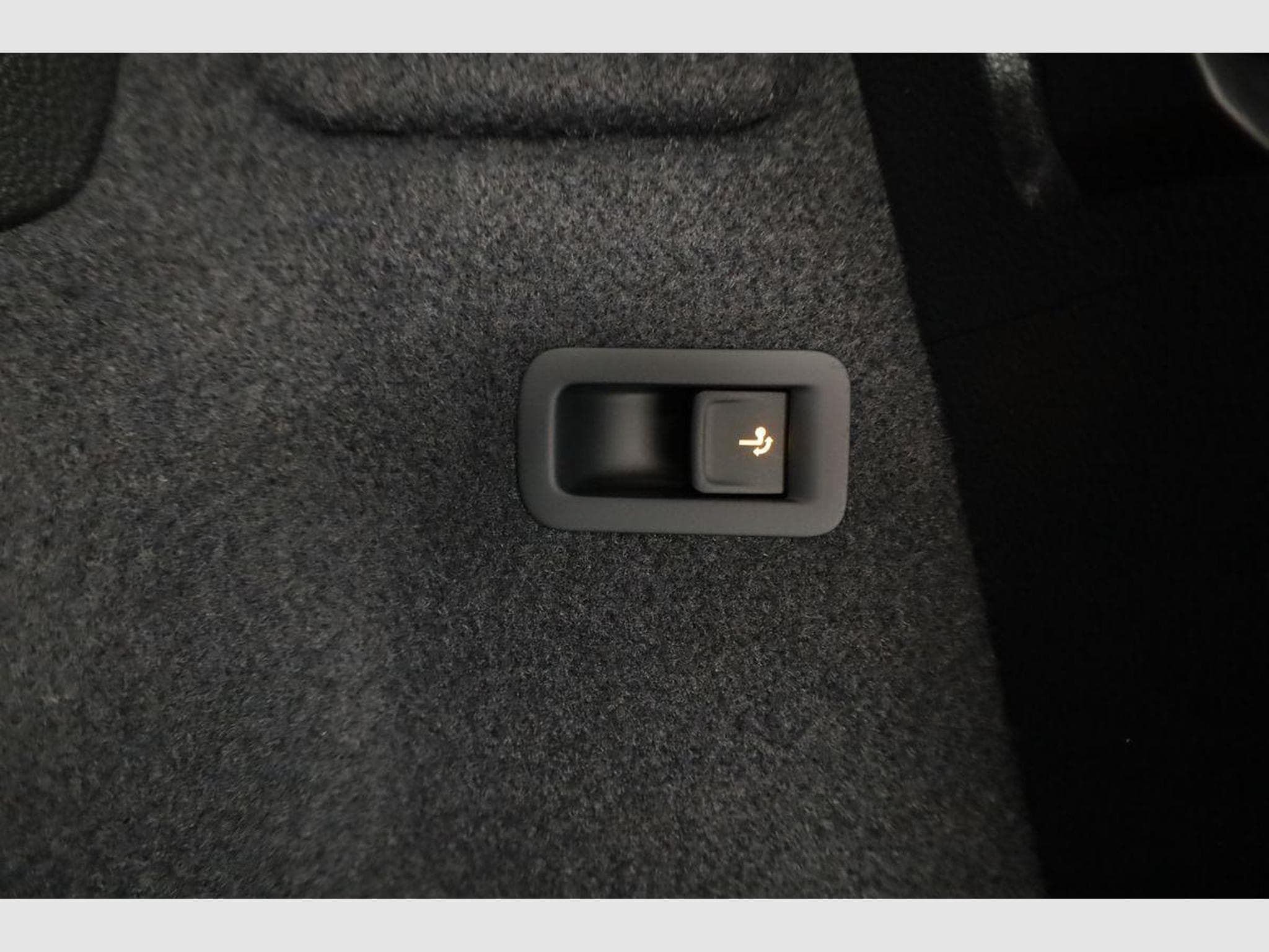 Skoda Karoq Sportline (2026) - Foto 14