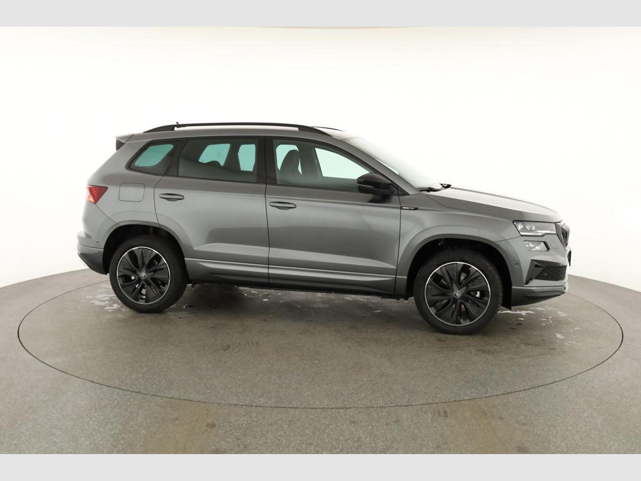 Skoda Karoq Sportline (2026) - Foto 24