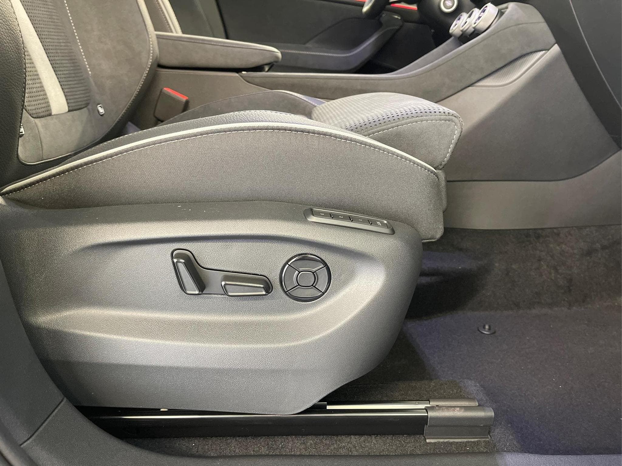 Skoda Kodiaq Sportline (2026) - Photo 17