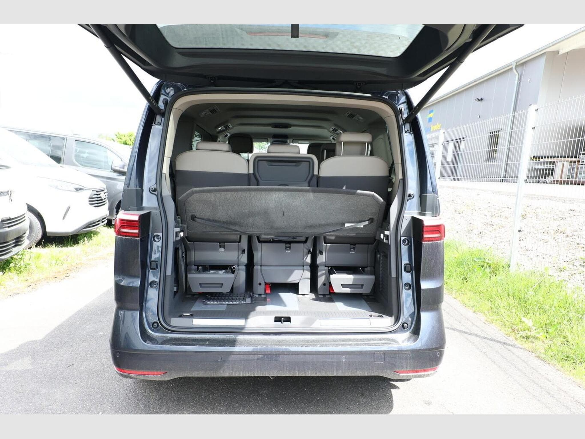 VW T7 Style AHK Matrix (2026) - Photo 9