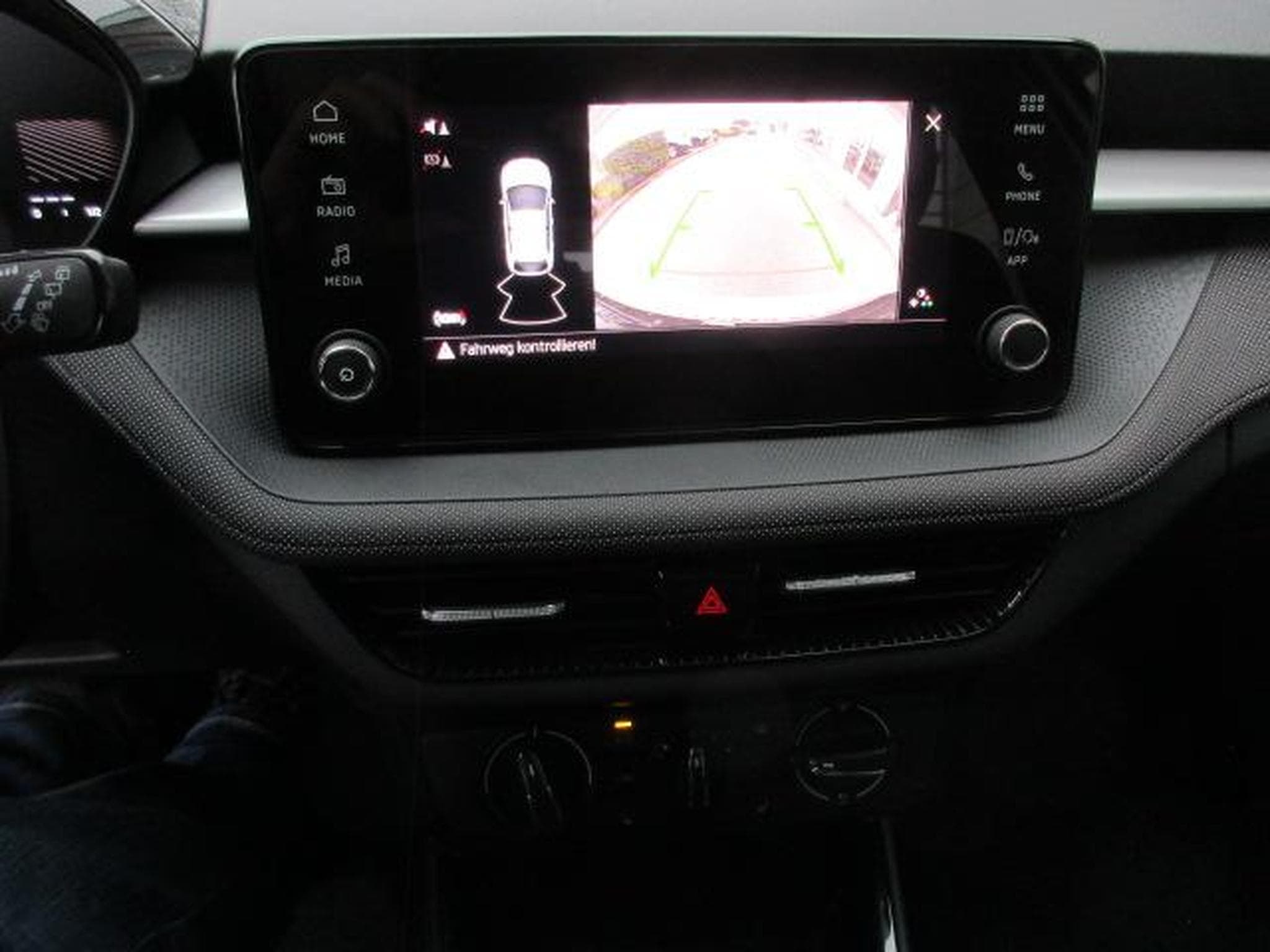 Skoda Fabia Selection 1.0 TSI (2024) - Photo 3