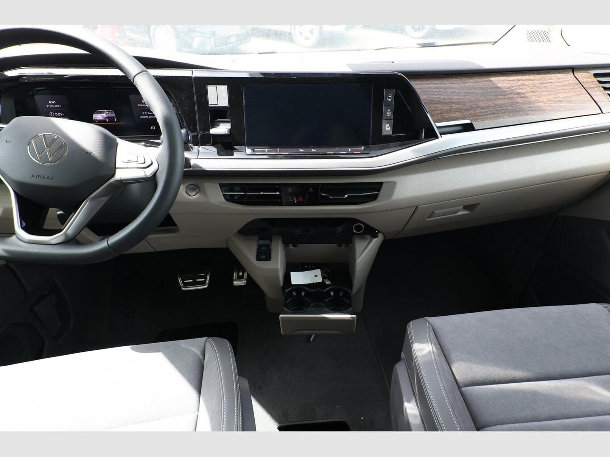 VW T7 L2 Style AHK (2026) - Photo 8