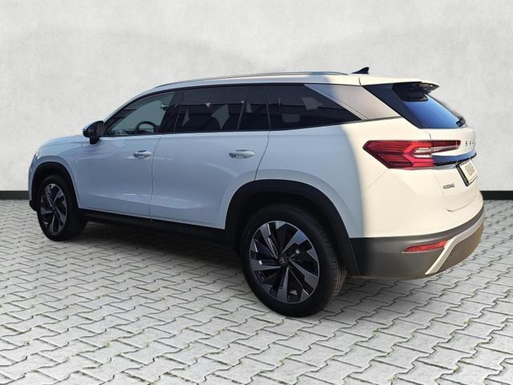 Skoda Kodiaq 2.0 TDI 110 kW Selection (2026) - Foto 5