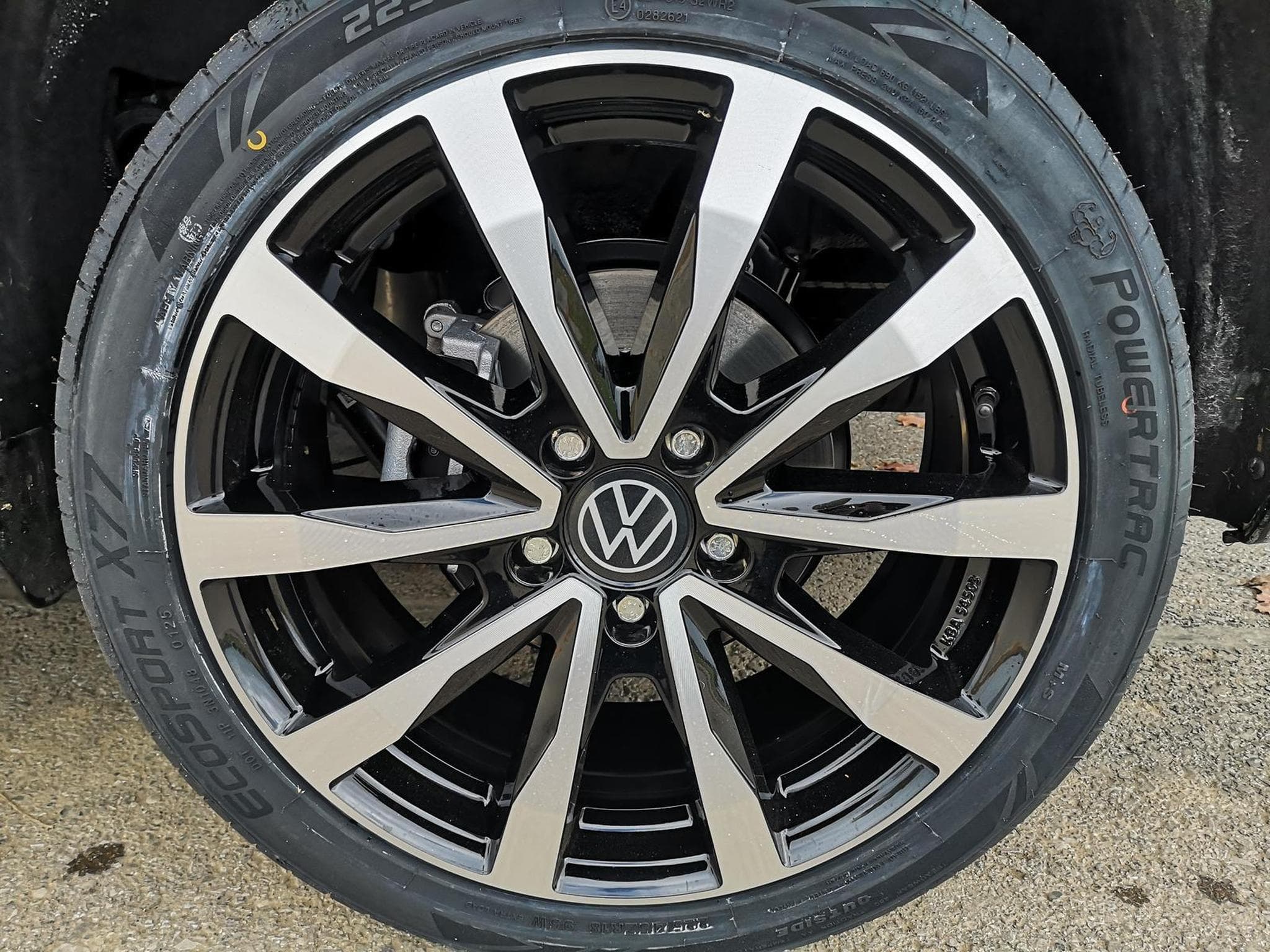 VW Caddy Basis (2026) - Foto 3