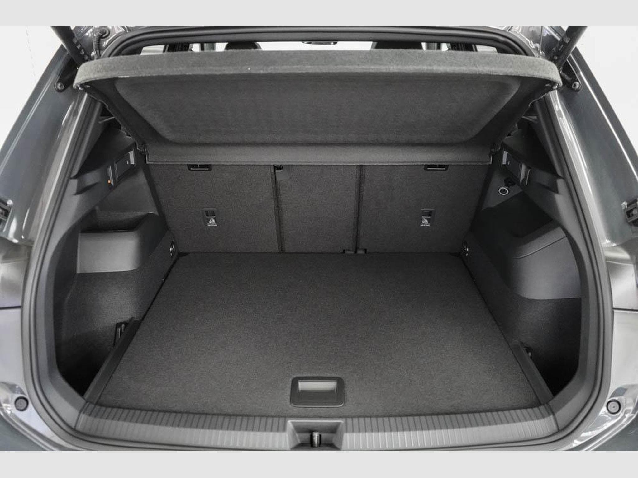 VW Tiguan 2,0 TDI DSG (2026) - Foto 18