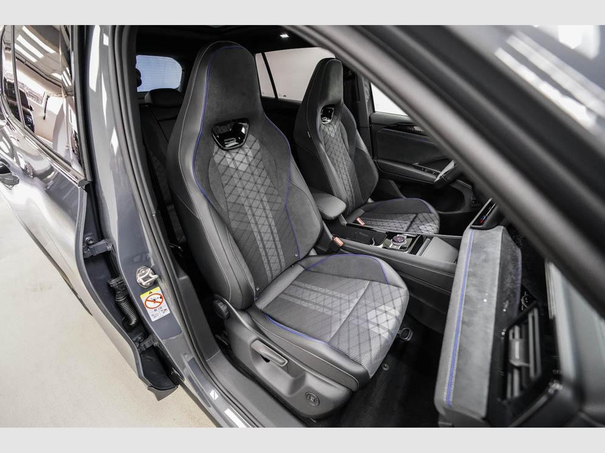 VW Tiguan 2,0 TDI DSG (2026) - Foto 22