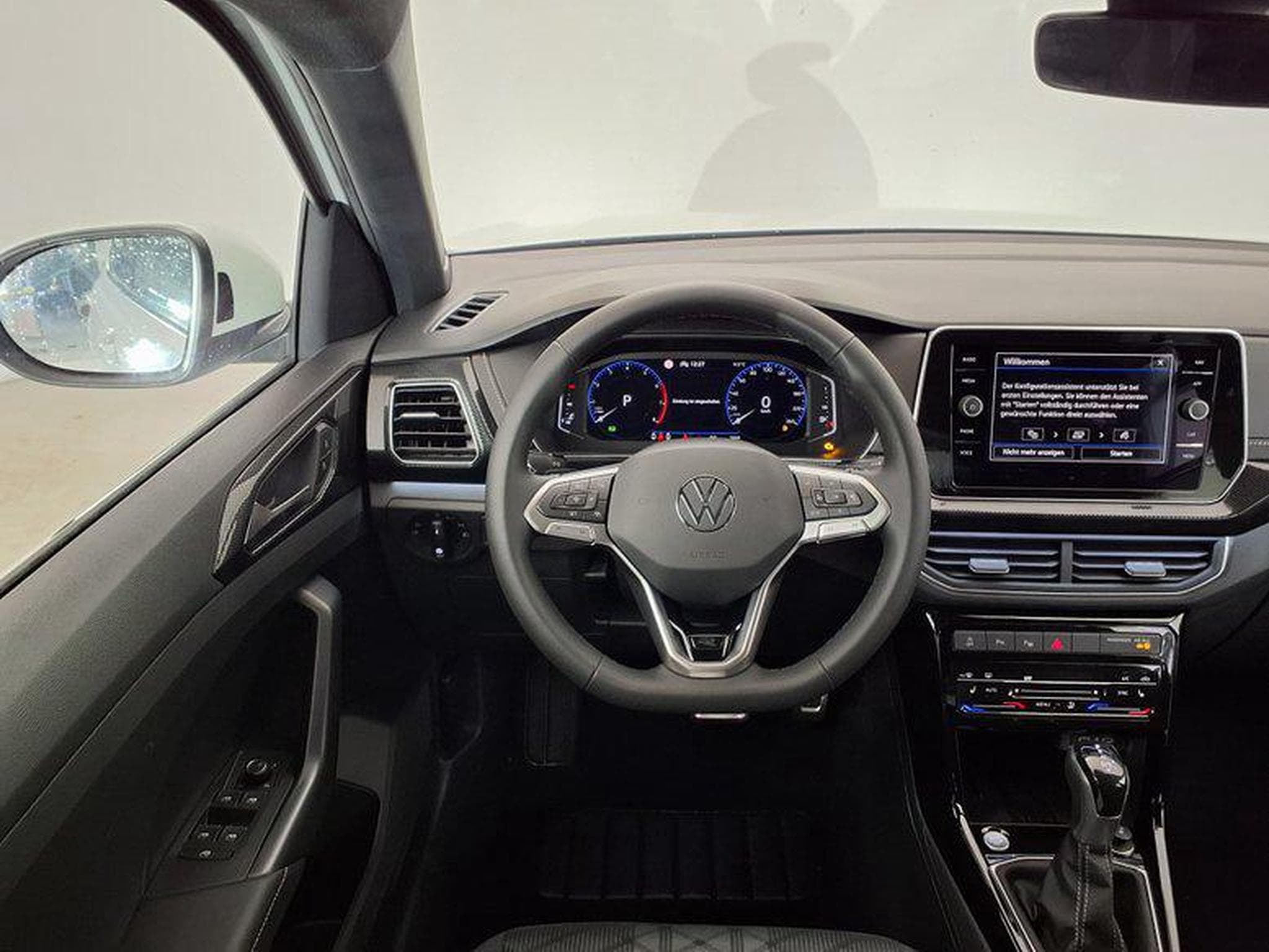 VW T-Cross R-Line 1.0 TSI 7-Gang-DSG (2026) - Foto 12