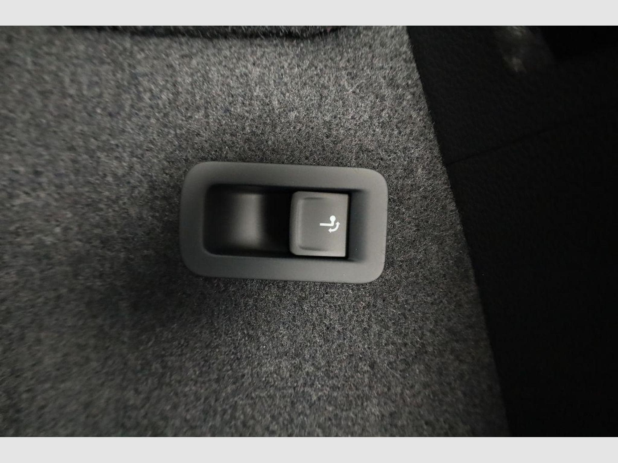 Skoda Karoq Sportline 4x4 (2026) - Foto 14