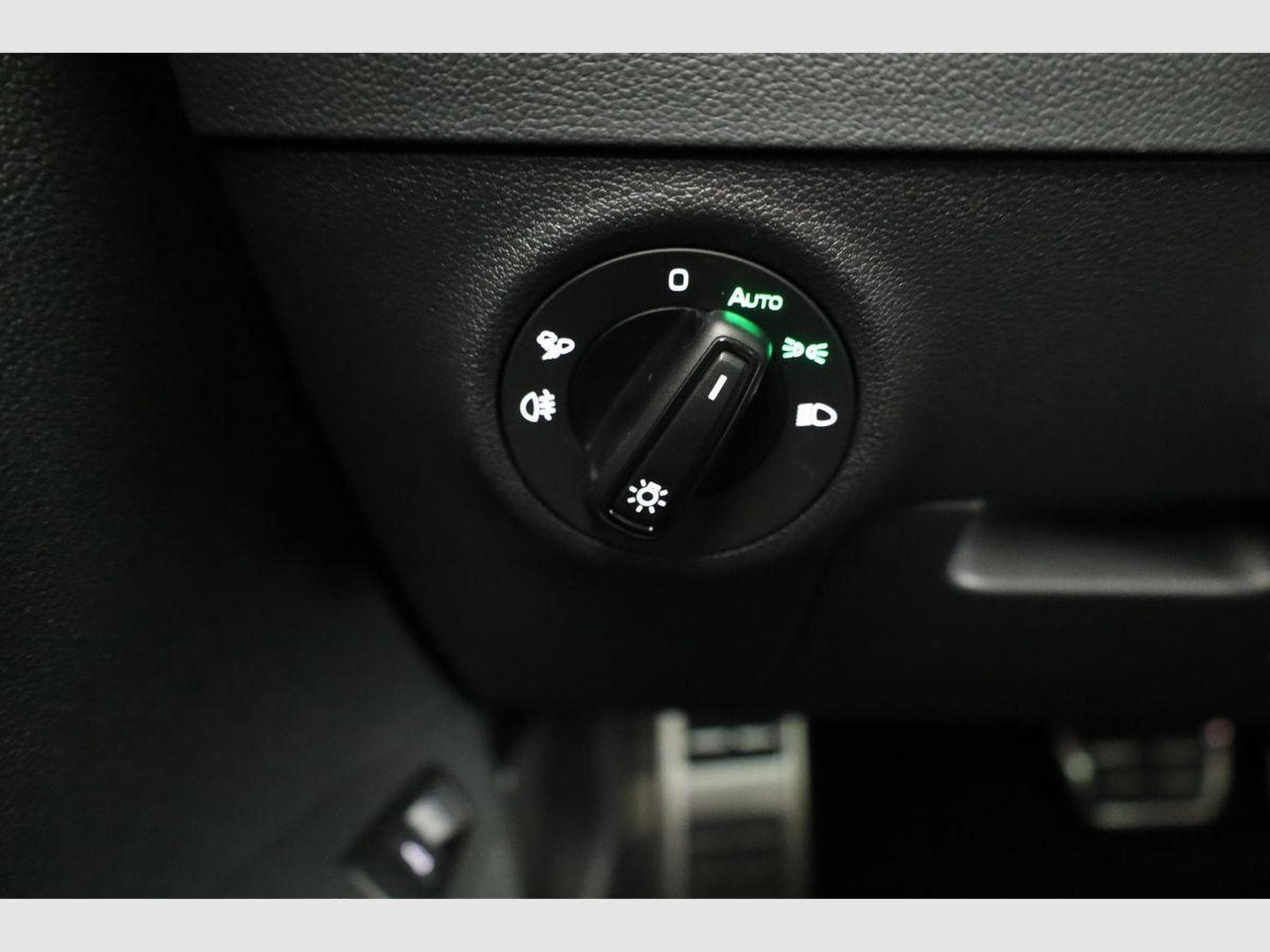 Skoda Karoq Sportline 4x4 (2026) - Foto 8