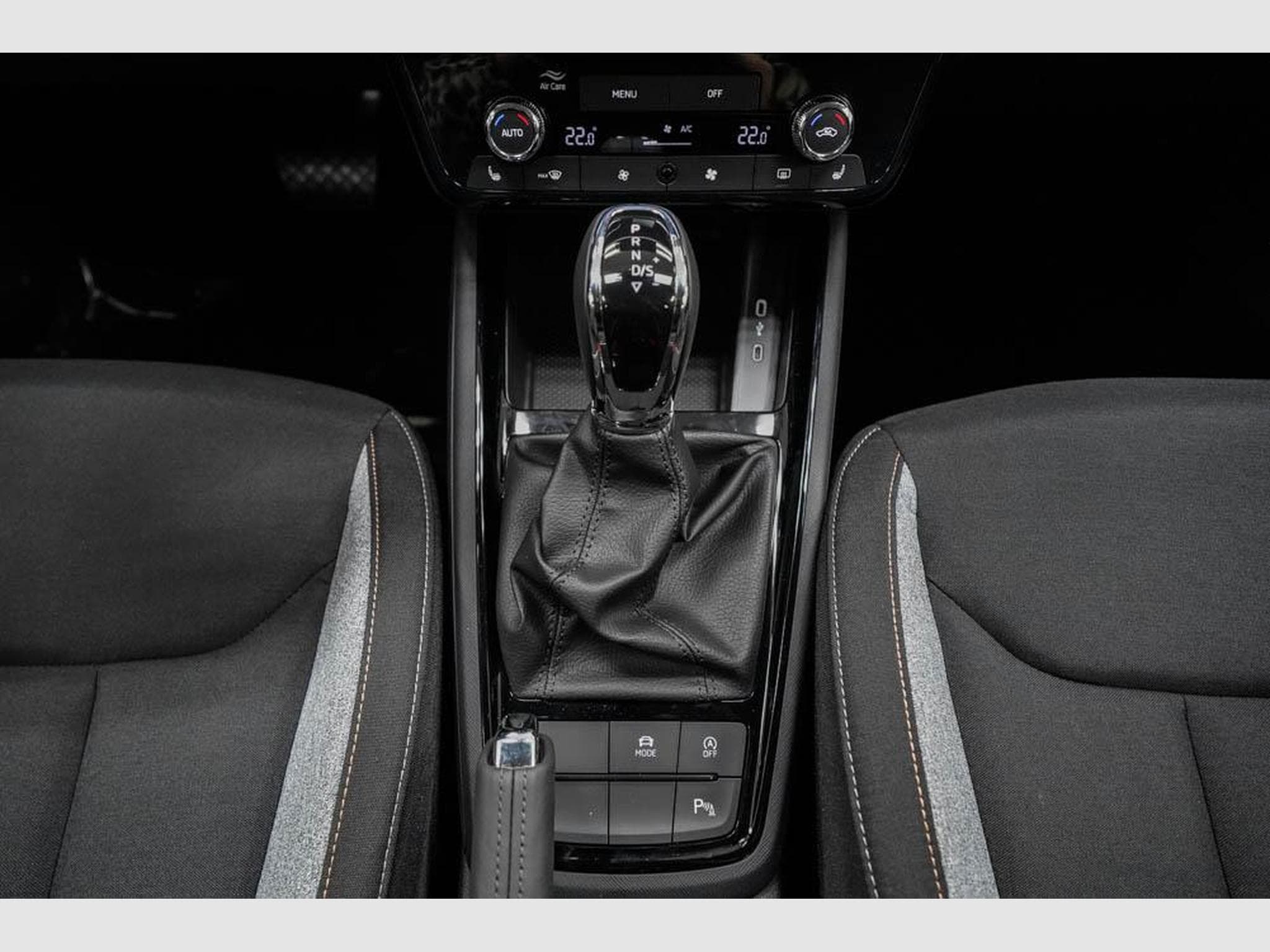 Skoda Scala 1,0 TSI DSG (2026) - Foto 12