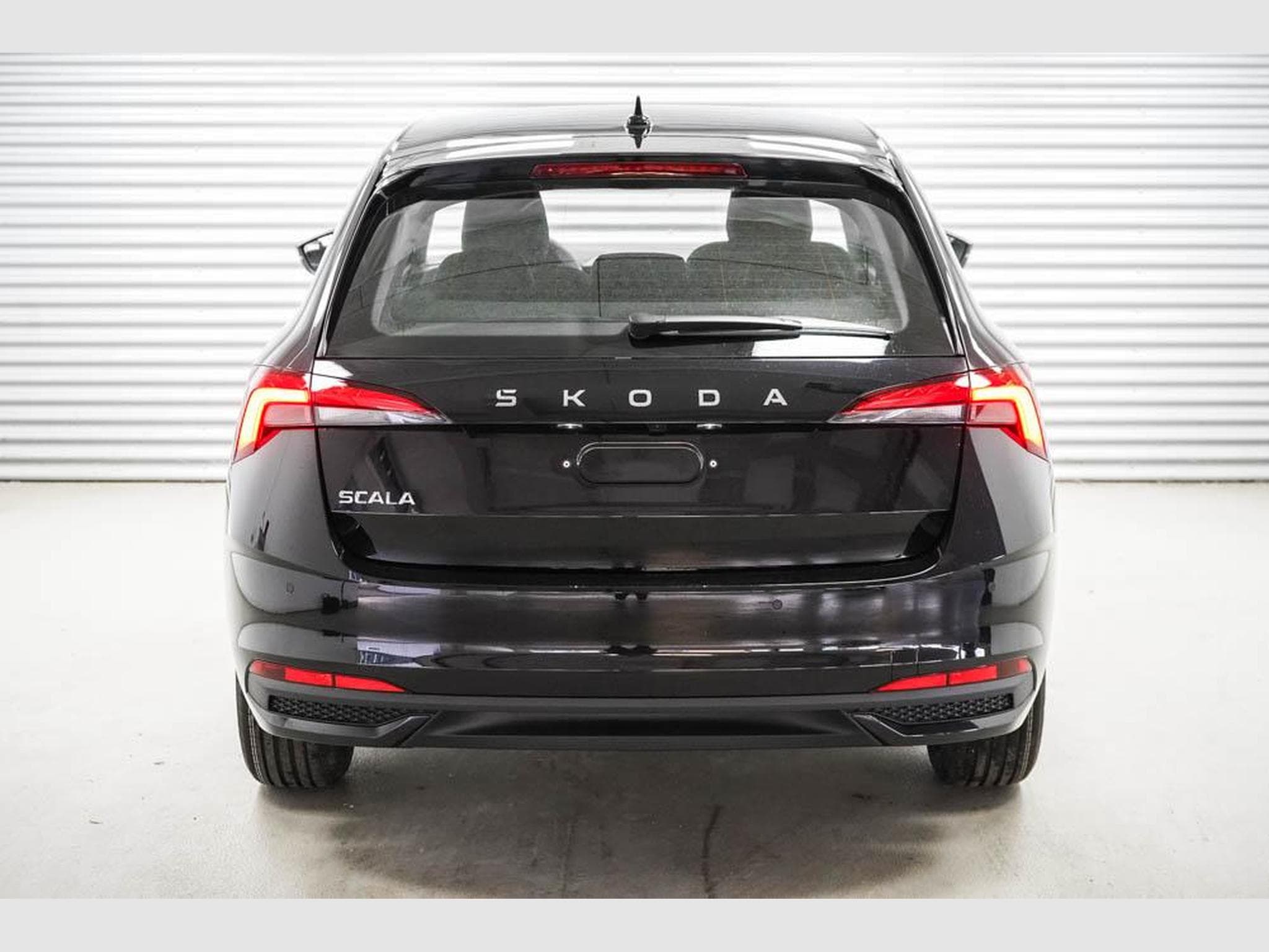 Skoda Scala 1,0 TSI DSG (2026) - Foto 3