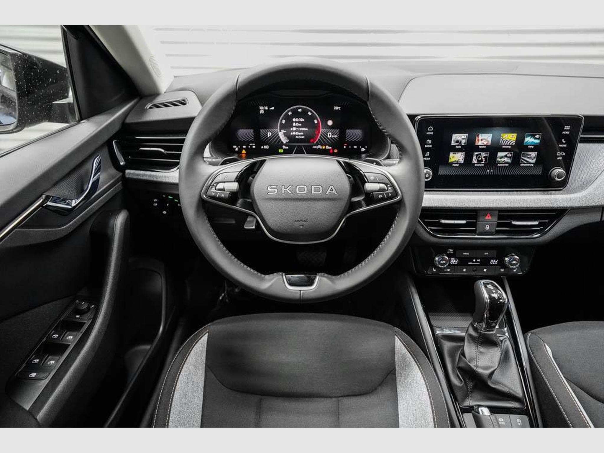 Skoda Scala 1,0 TSI DSG (2026) - Foto 7