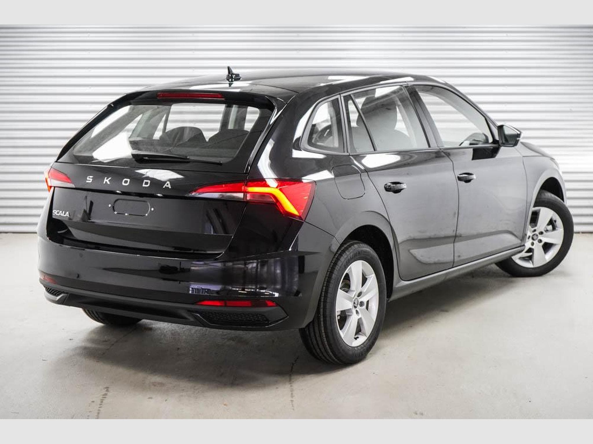 Skoda Scala 1,0 TSI DSG (2026) - Foto 2