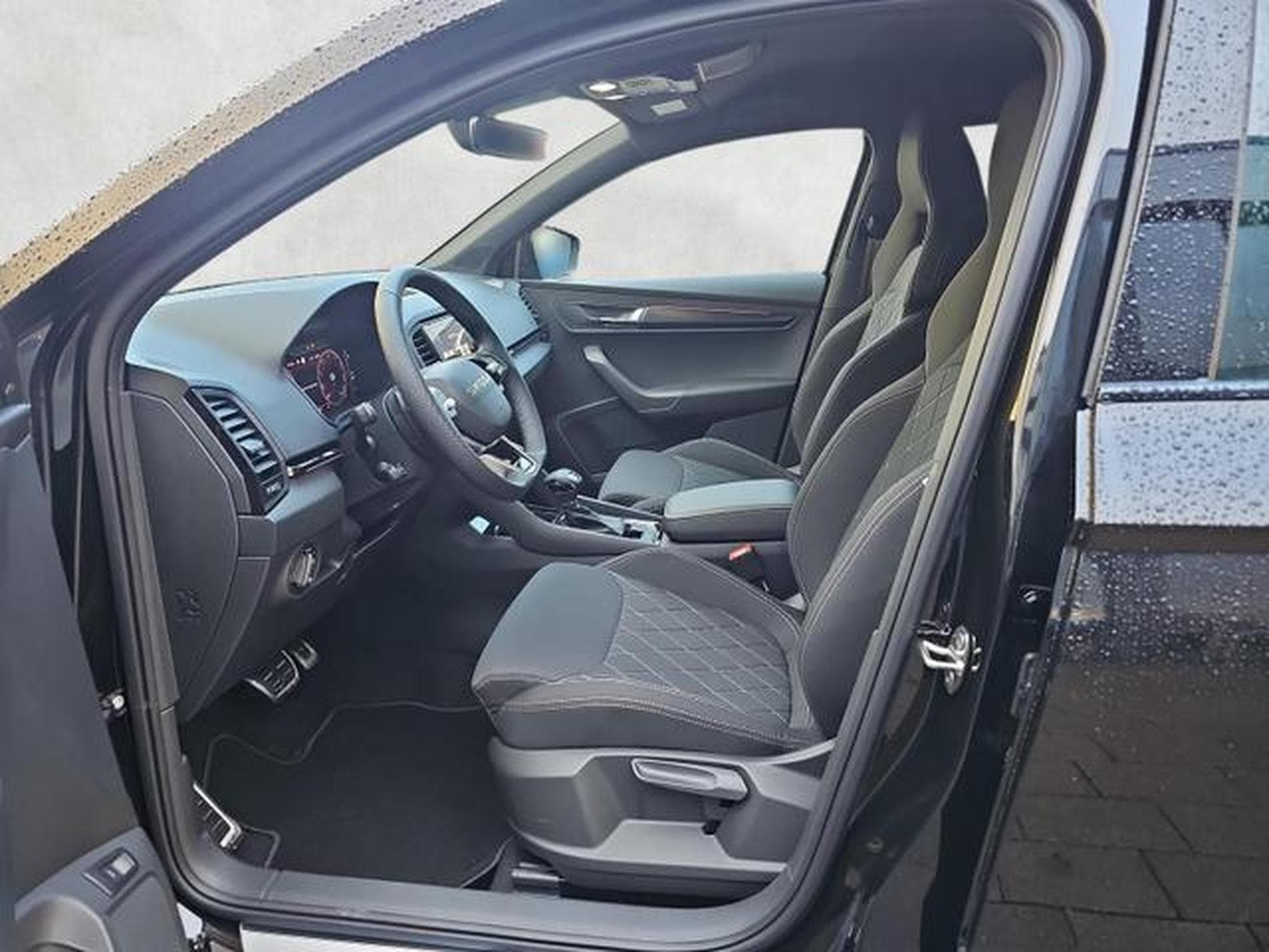 Skoda Karoq Sportline 4x4 (2026) - Foto 9