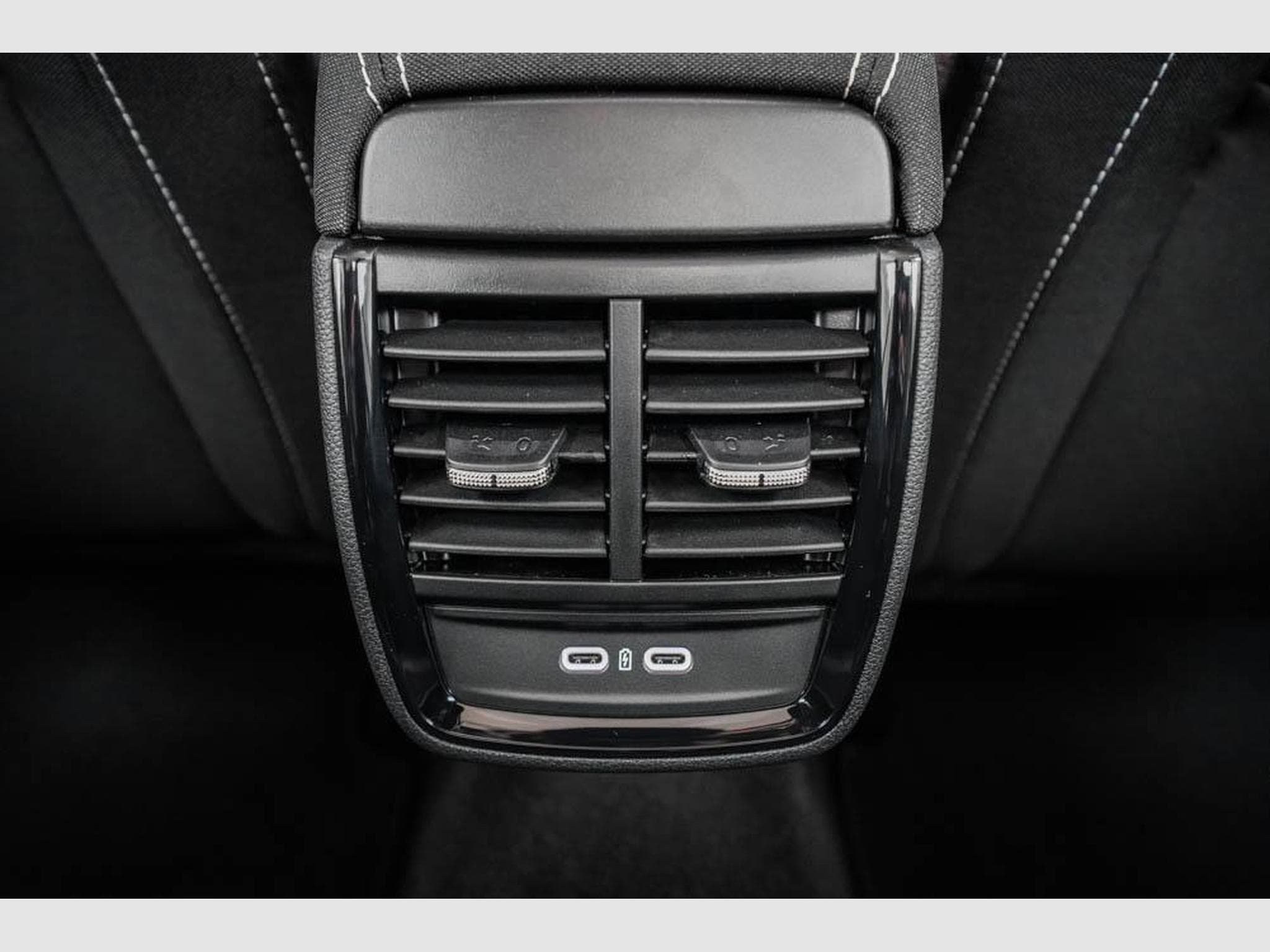 Skoda Scala 1,0 TSI DSG (2025) - Foto 16
