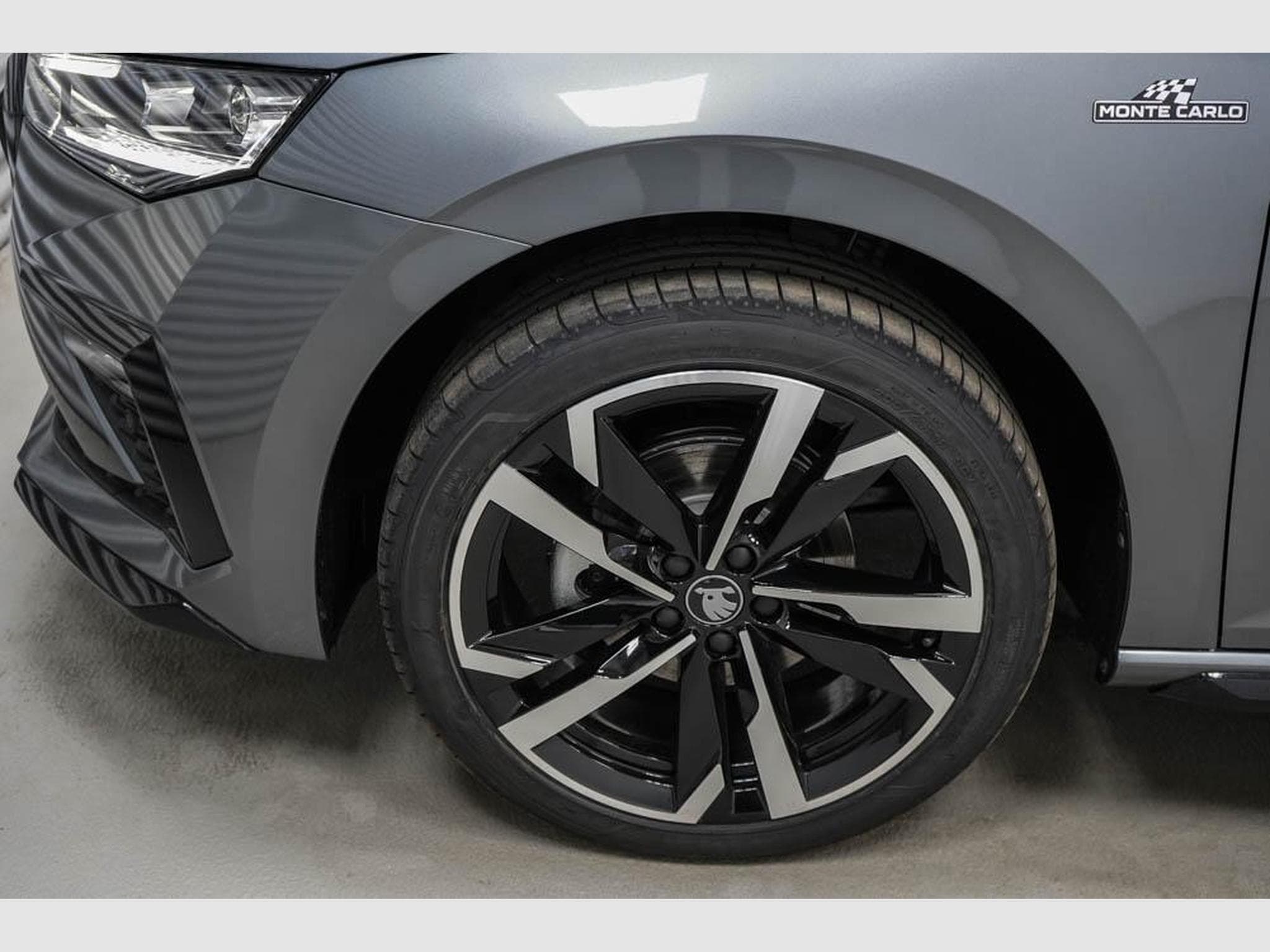 Skoda Scala 1,0 TSI DSG (2025) - Foto 5