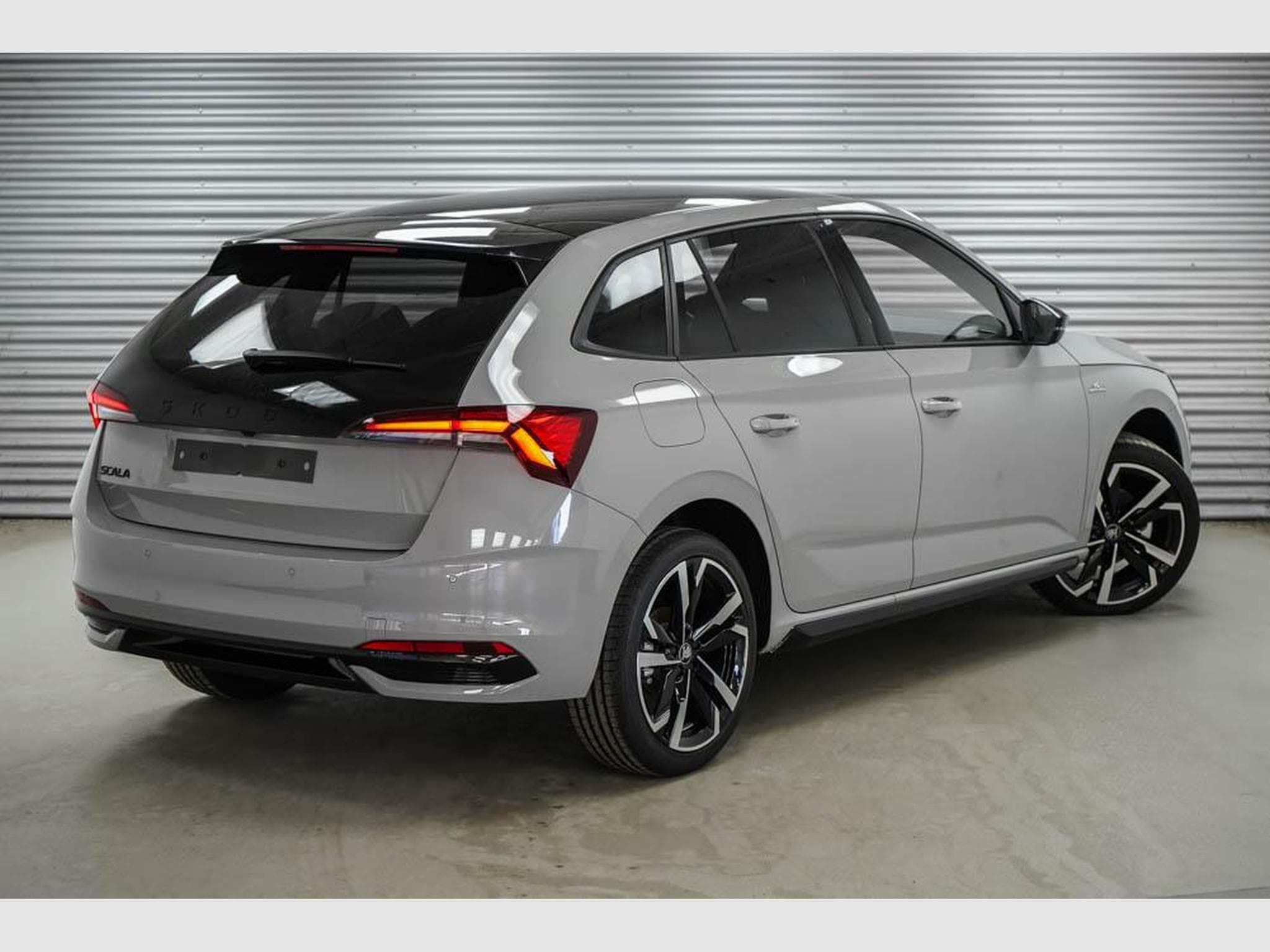 Skoda Scala 1,0 TSI DSG (2025) - Foto 3