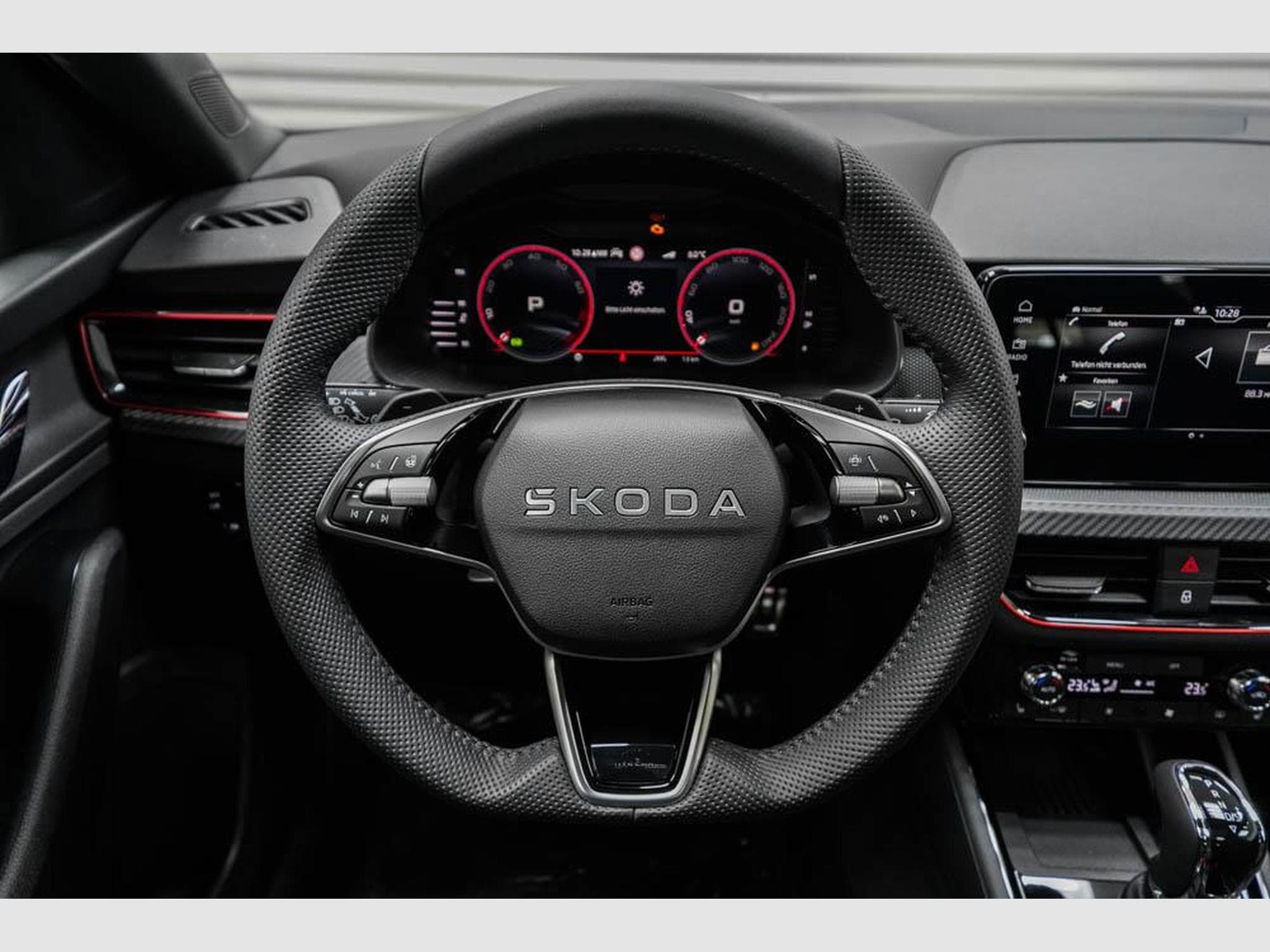 Skoda Scala 1,0 TSI DSG (2025) - Foto 9