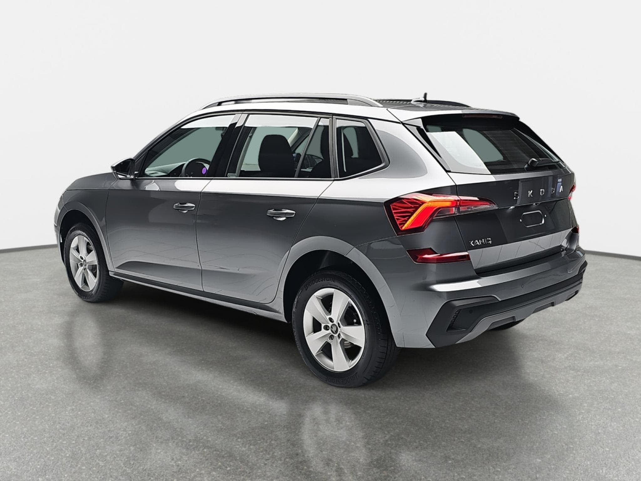 Skoda Kamiq 1.0 TSi 116 DSG Selection (2026) - Foto 5