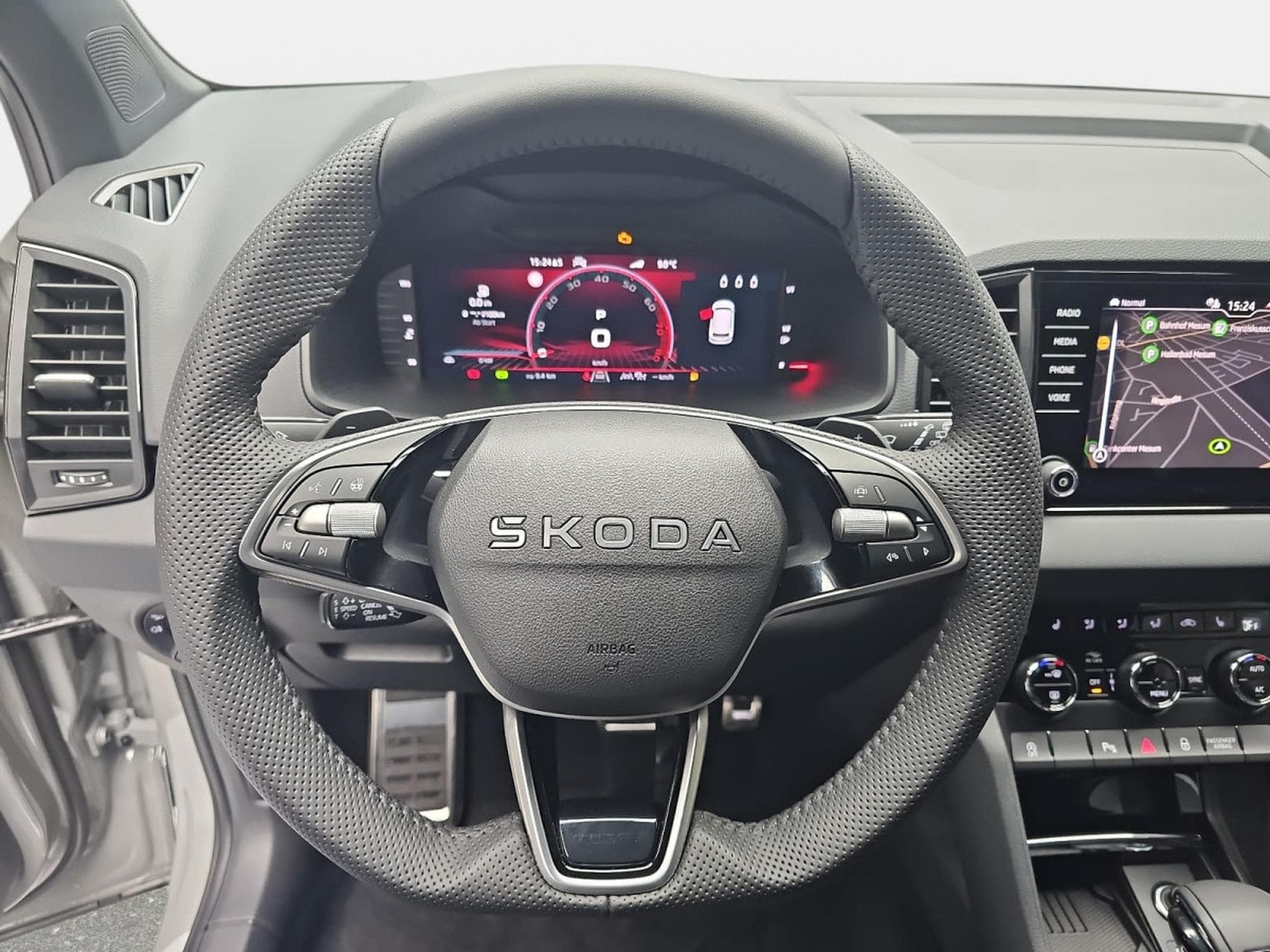 Skoda Karoq 2.0 TSI 190 DSG SPORTLINE 4x4 (2025) - Foto 13