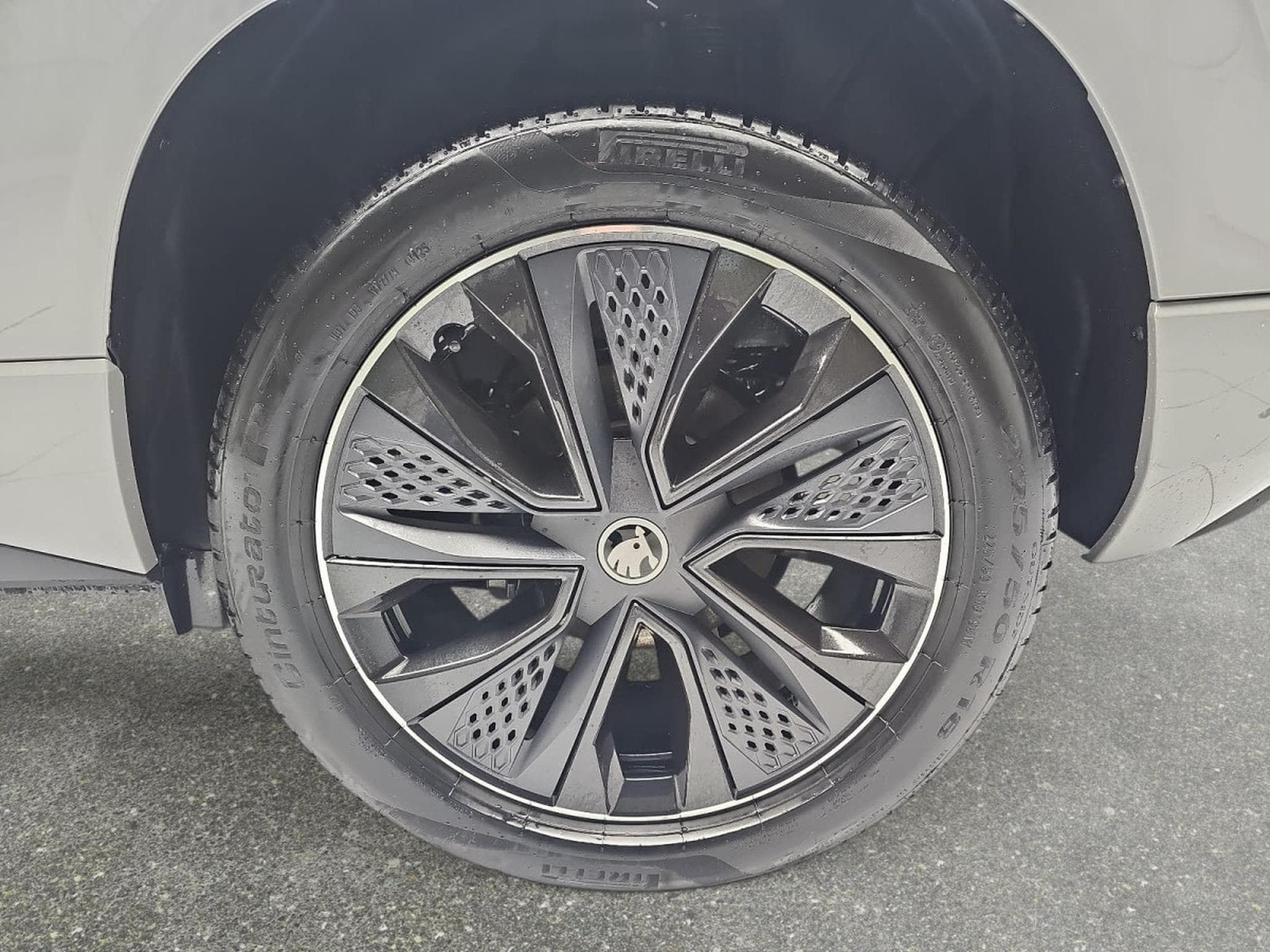 Skoda Karoq 2.0 TSI 190 DSG SPORTLINE 4x4 (2025) - Foto 7