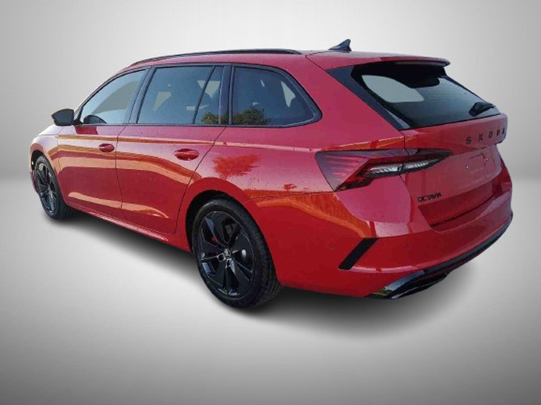 Skoda Octavia 2.0 TSi DSG 265 RS (2025) - Foto 2