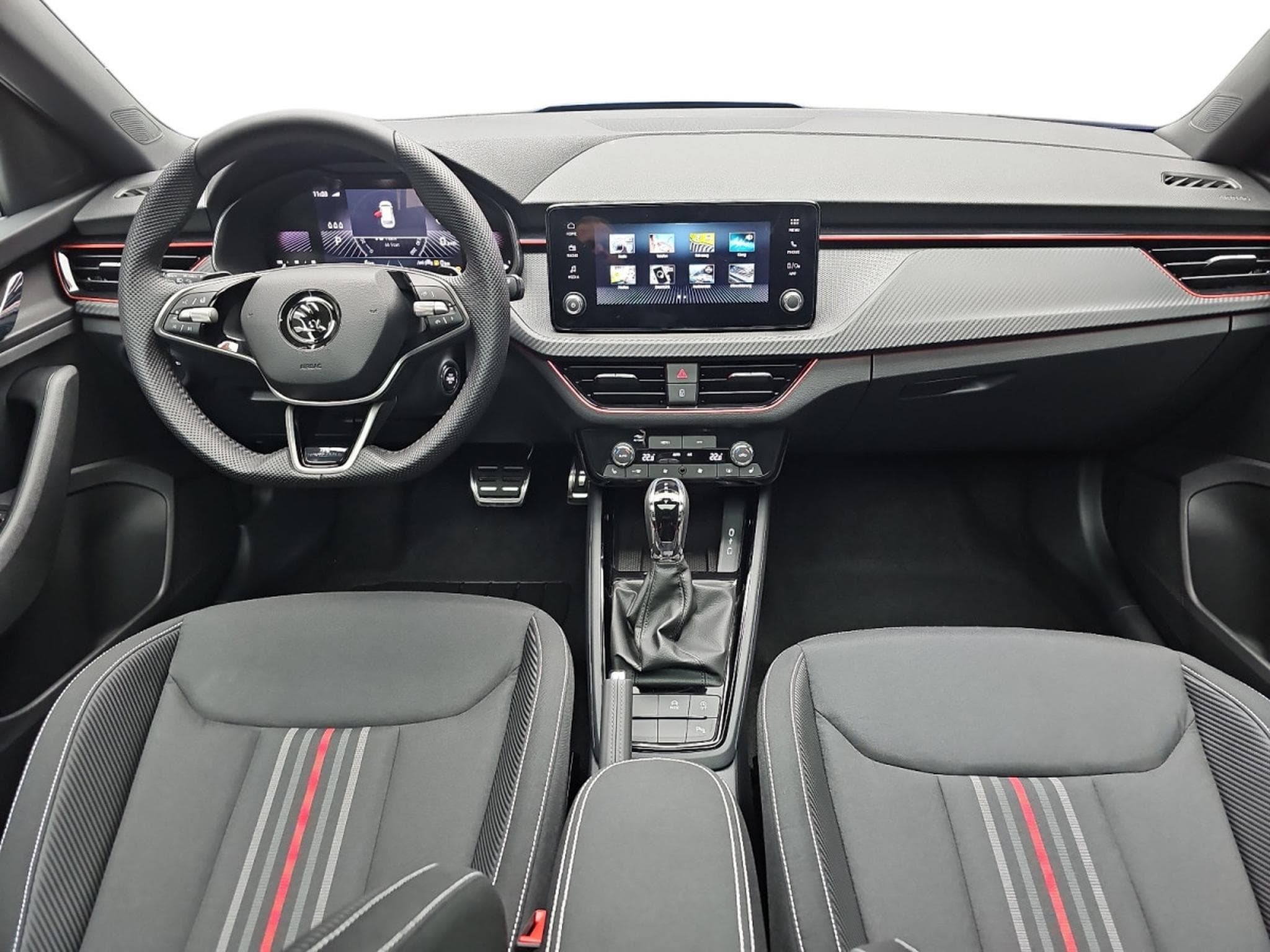 Skoda Kamiq 1.5 TSi 150 DSG Monte Carlo (2026) - Foto 7