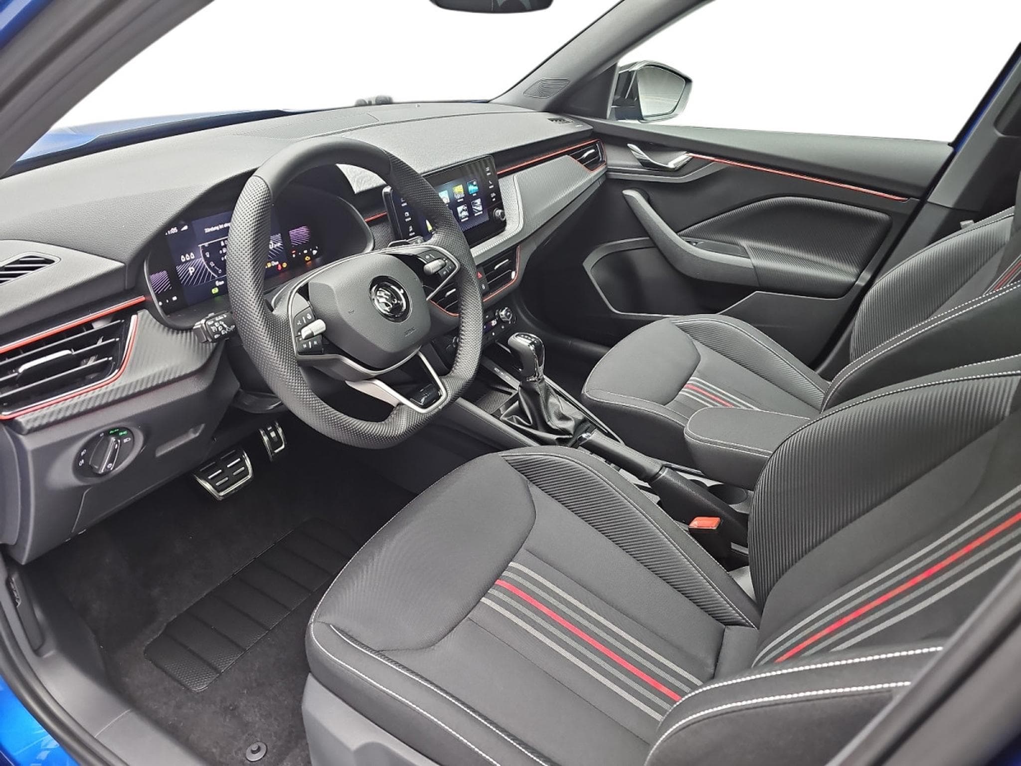 Skoda Kamiq 1.5 TSi 150 DSG Monte Carlo (2026) - Foto 8