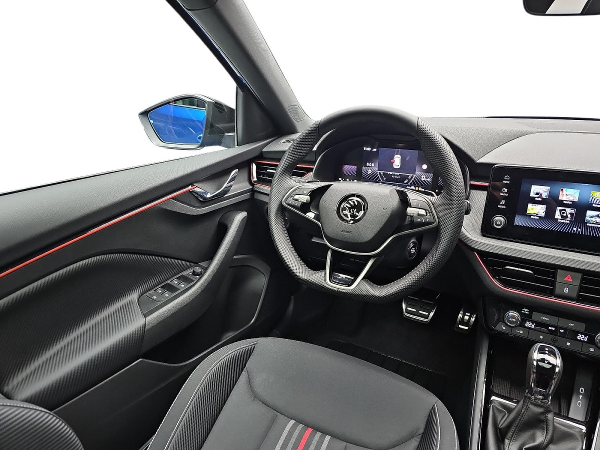 Skoda Kamiq 1.5 TSi 150 DSG Monte Carlo (2026) - Foto 9