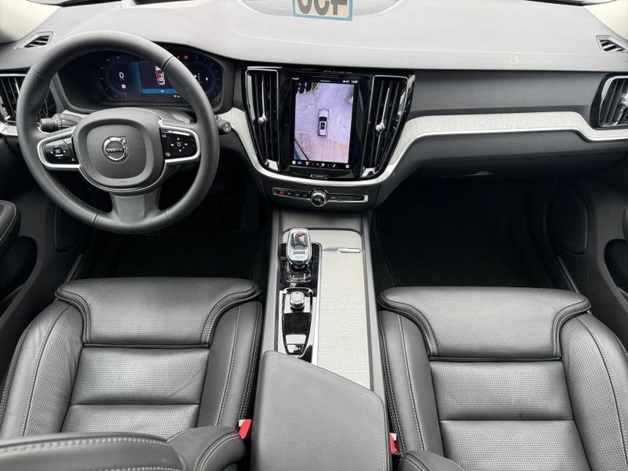 Volvo V60 B4 Plus Dark / Essence (2025) - Foto 3