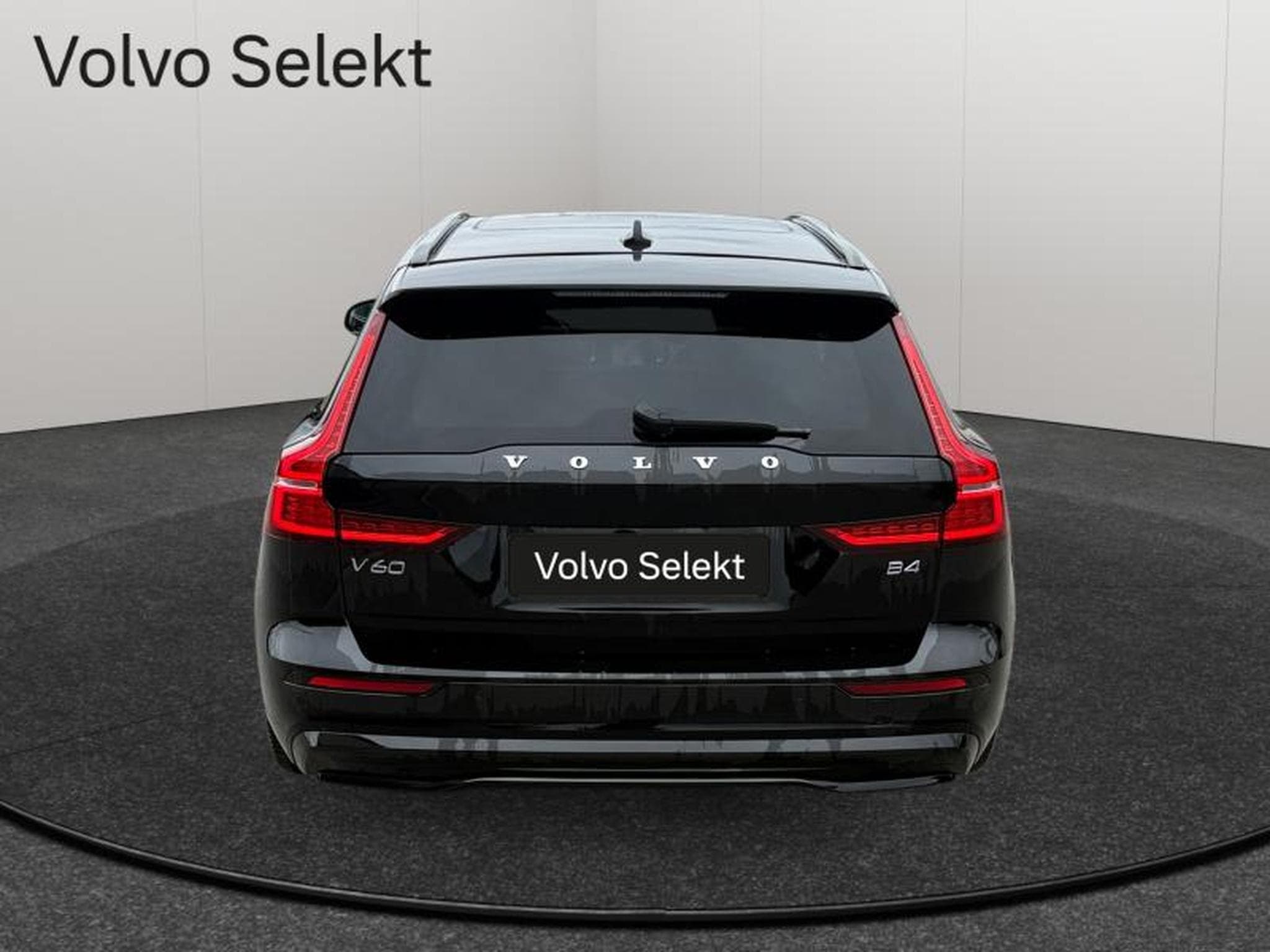 Volvo V60 B4 Plus Dark / Essence (2025) - Foto 6
