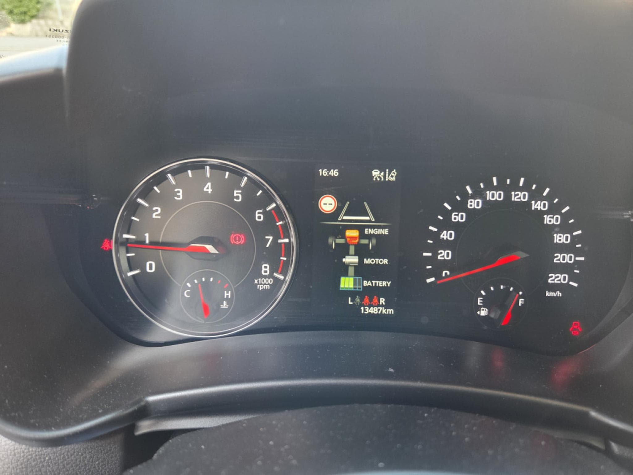 Suzuki Swift 1.2 GL+ 82 CV Hybride Garantie Usine 11/2031 (2024) - Foto 11