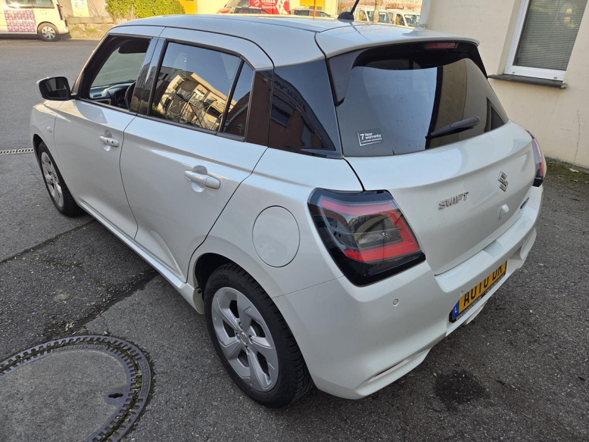 Suzuki Swift 1.2 GL+ 82 CV Hybride Garantie Usine 11/2031 (2024) - Foto 2