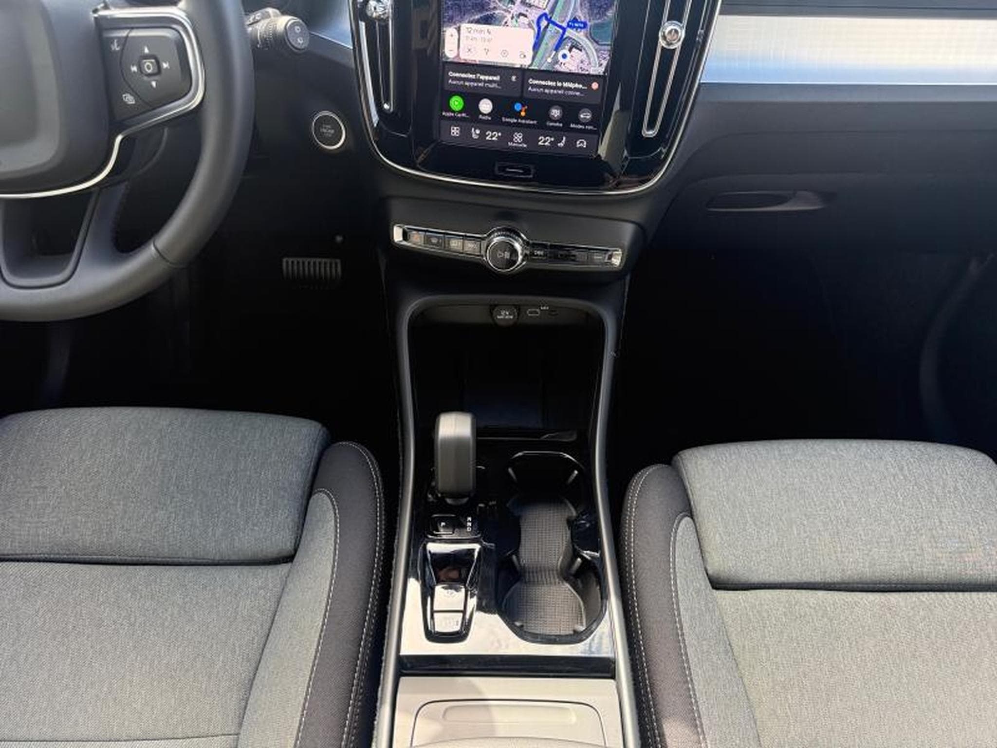 Volvo XC40 B3 Plus Dark / Essence (2025) - Foto 11