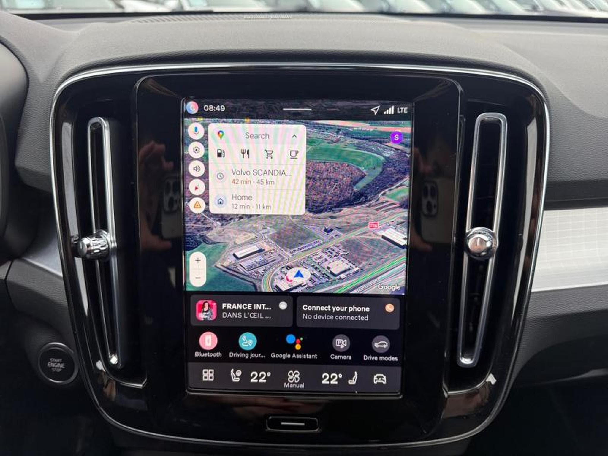 Volvo XC40 B3 Plus Dark / Essence (2025) - Foto 16