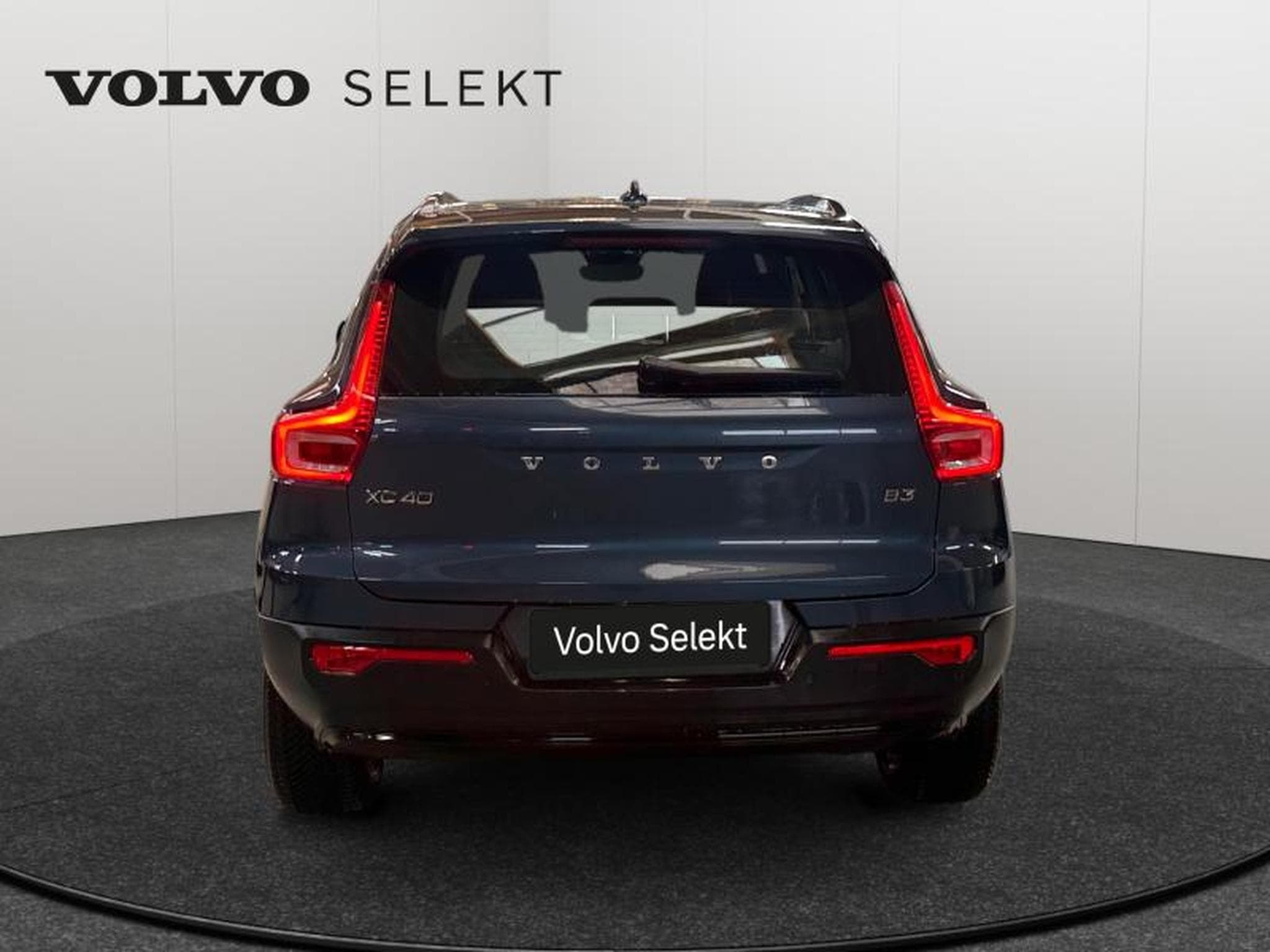 Volvo XC40 B3 Plus Dark / Essence (2025) - Foto 6