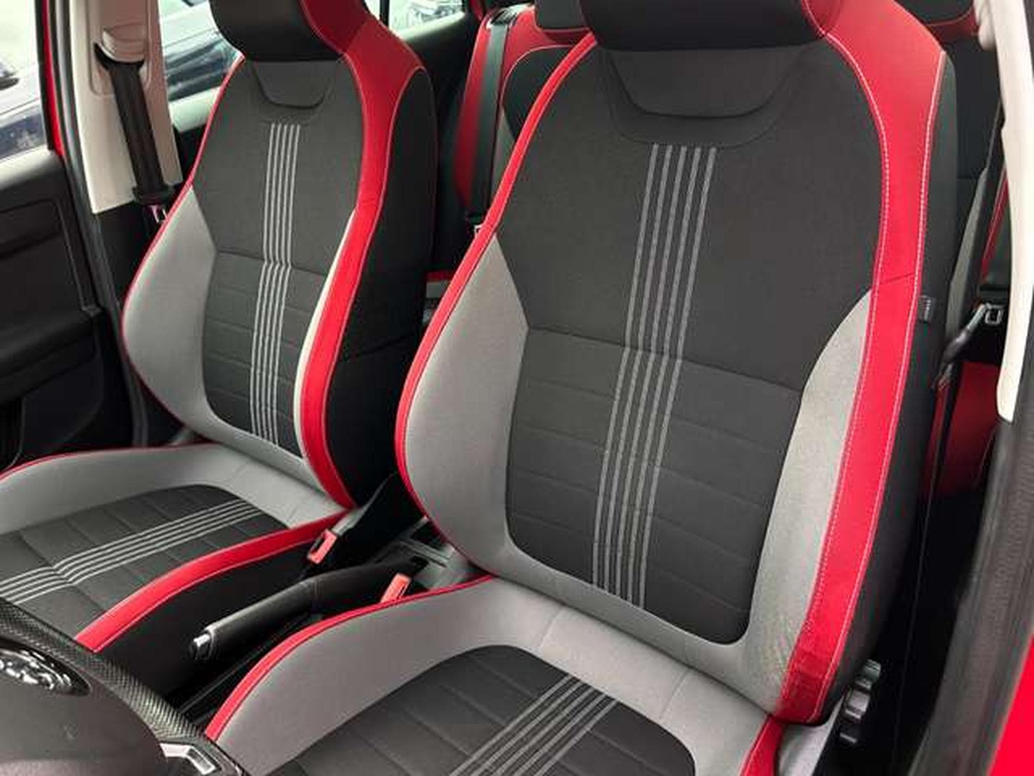 Skoda Fabia 1.0 TSI 110 MONTE CARLO (2017) - Photo 14