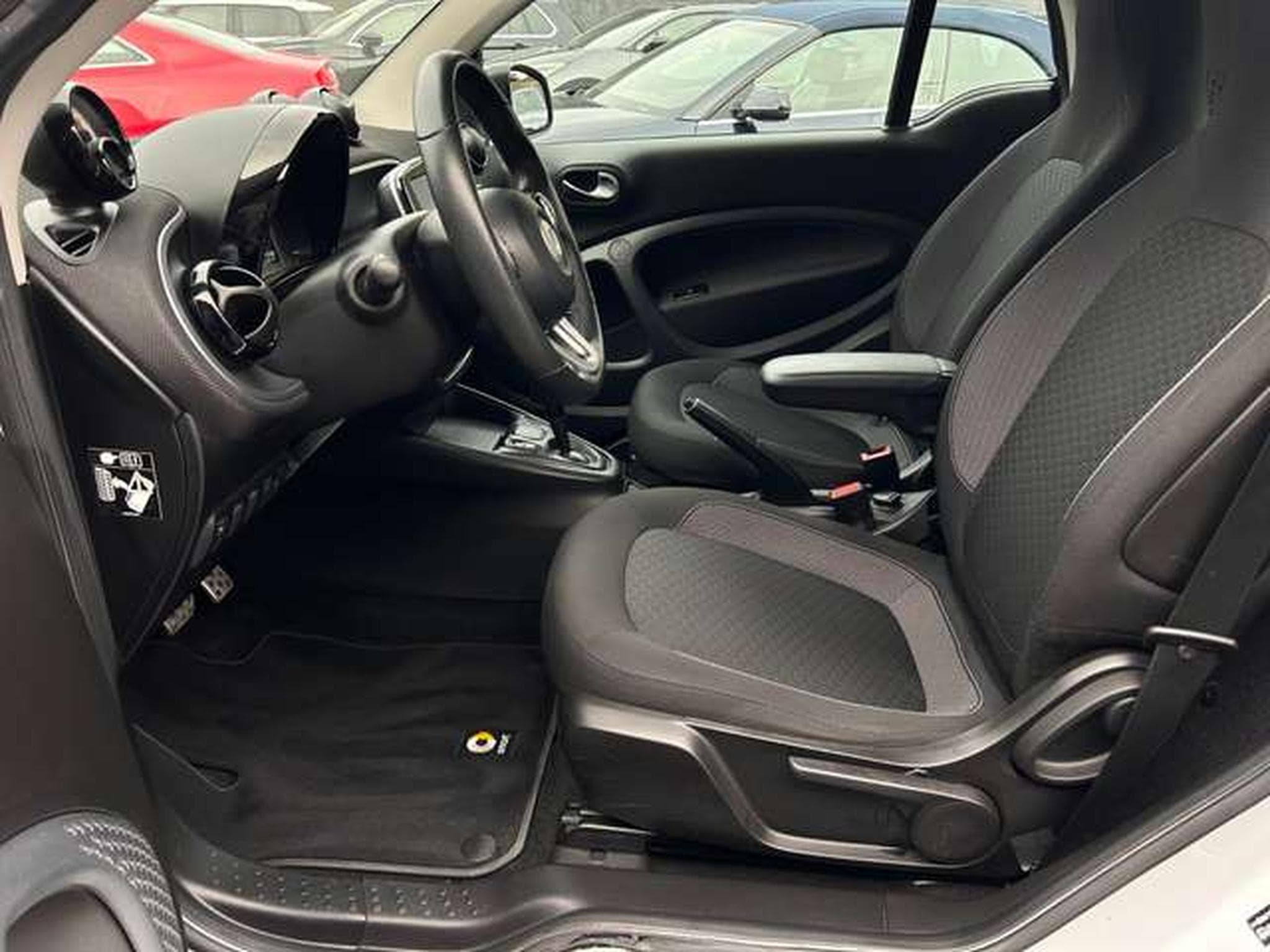 smart forTwo EQ (2021) - Photo 13