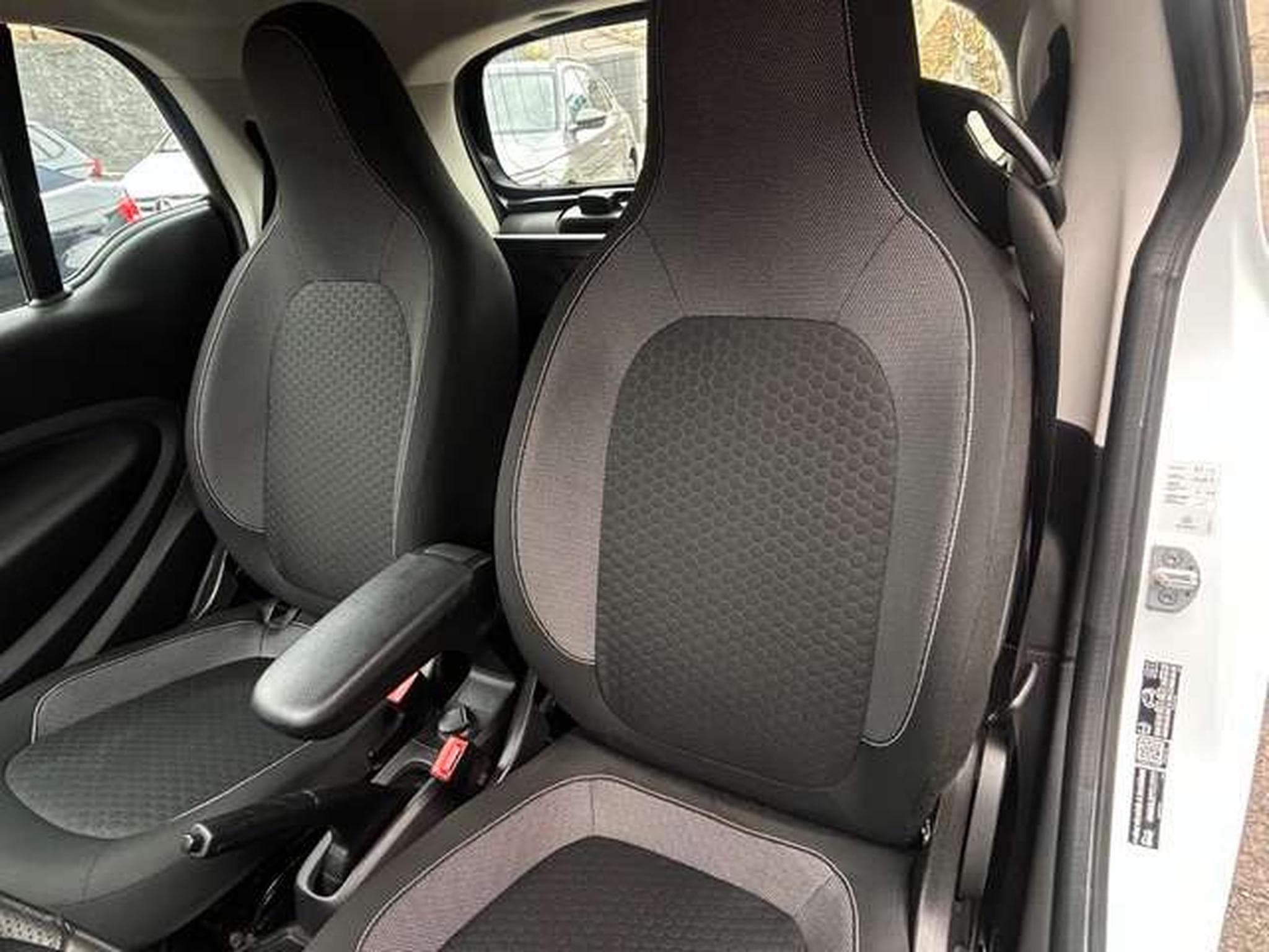 smart forTwo EQ (2021) - Photo 14