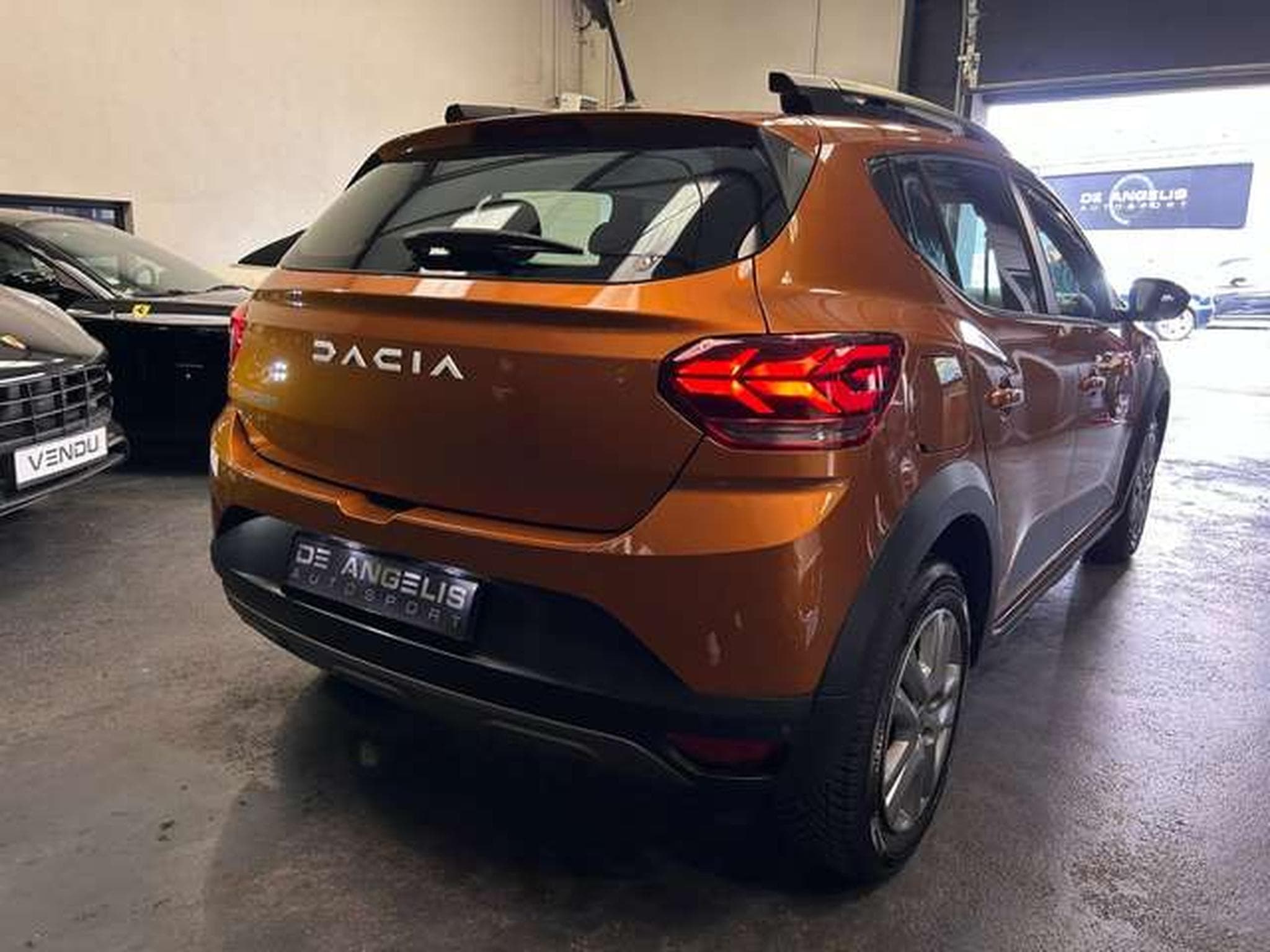 Dacia Sandero 1.0 TCE 91 STEPWAY (2023) - Photo 5