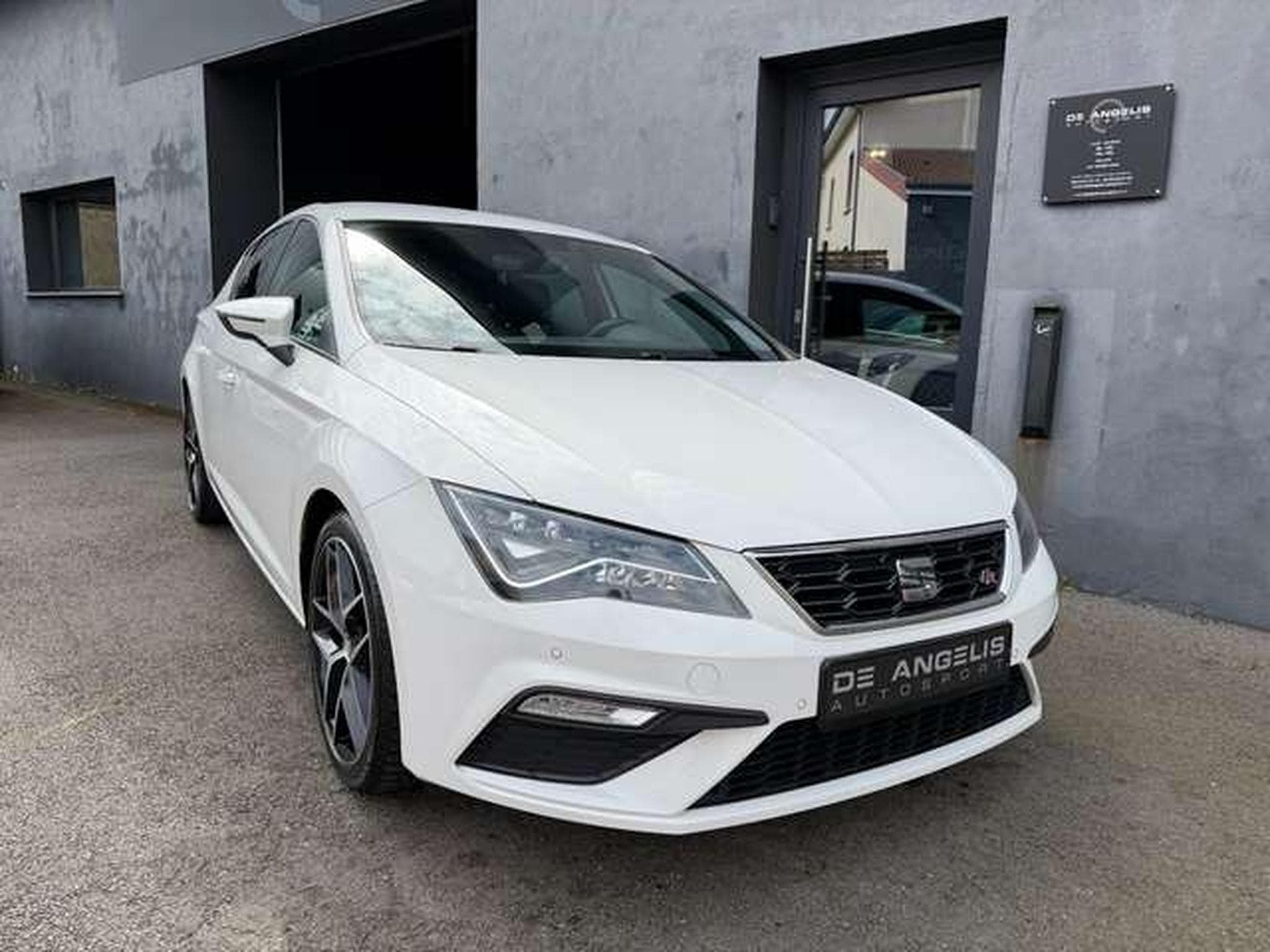 SEAT Leon 1.4 TSI 150 FR (2018) - Photo 9