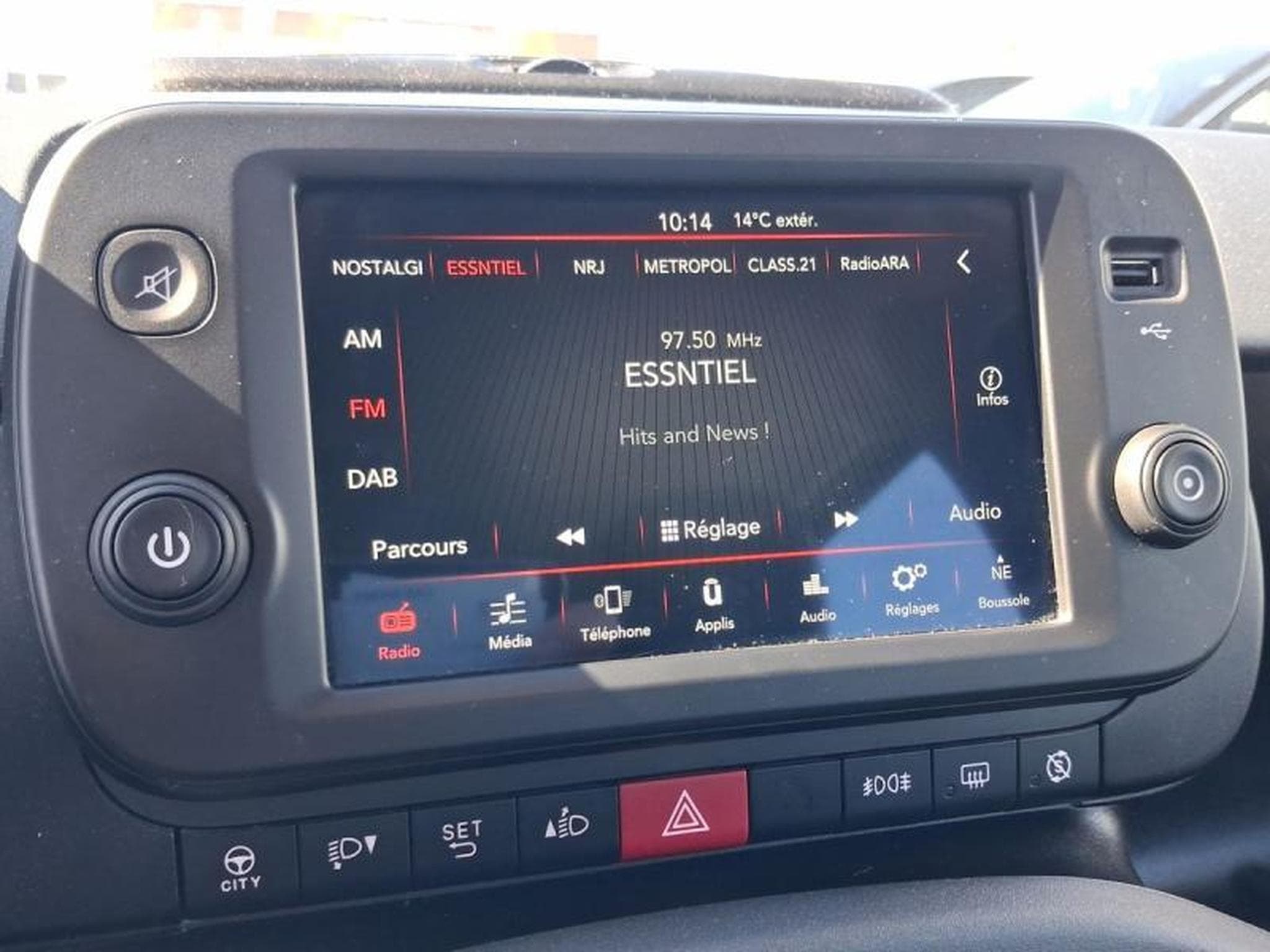 Fiat Panda RED 4Q (2022) - Foto 16