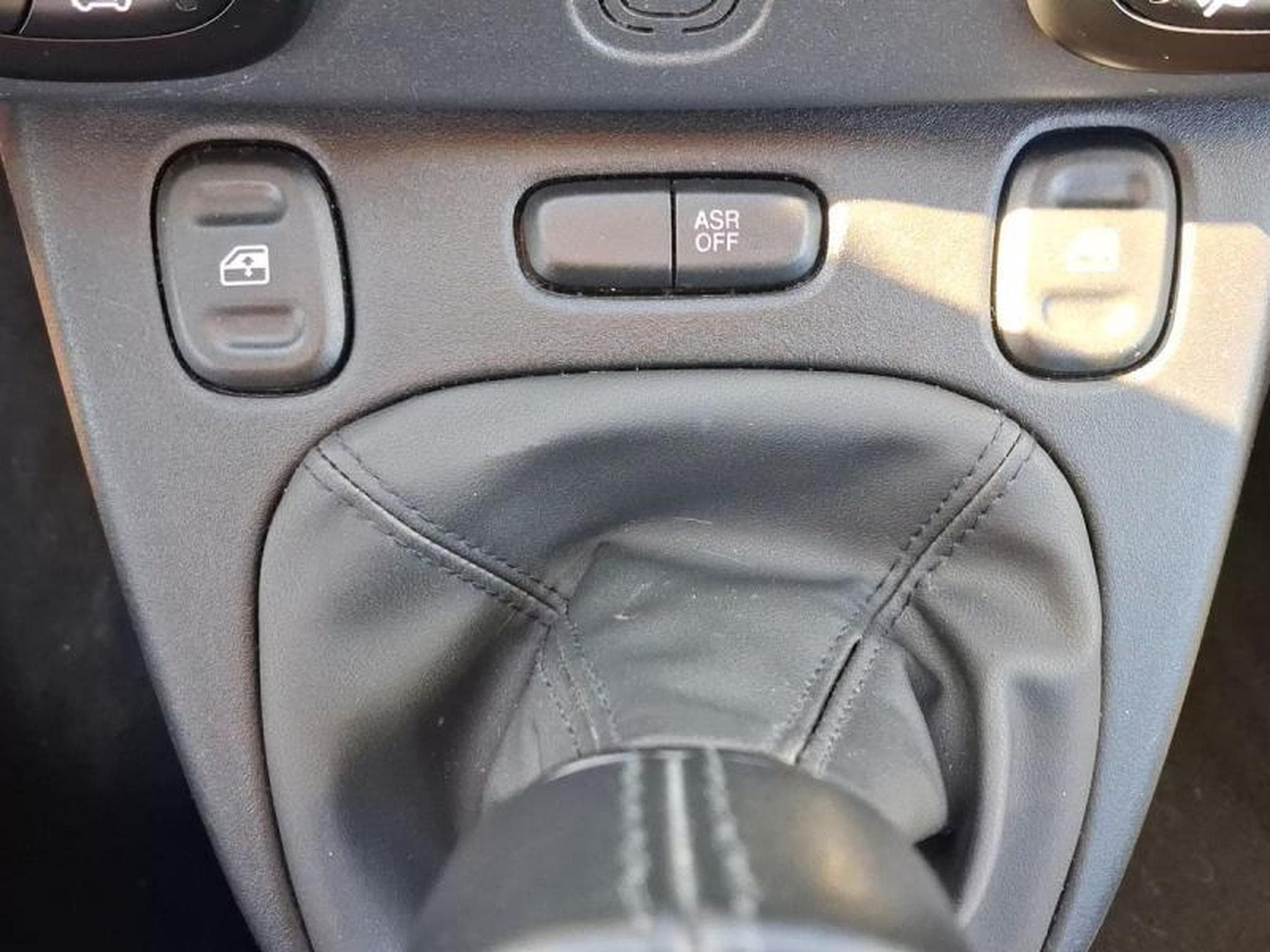 Fiat Panda RED 4Q (2022) - Foto 20